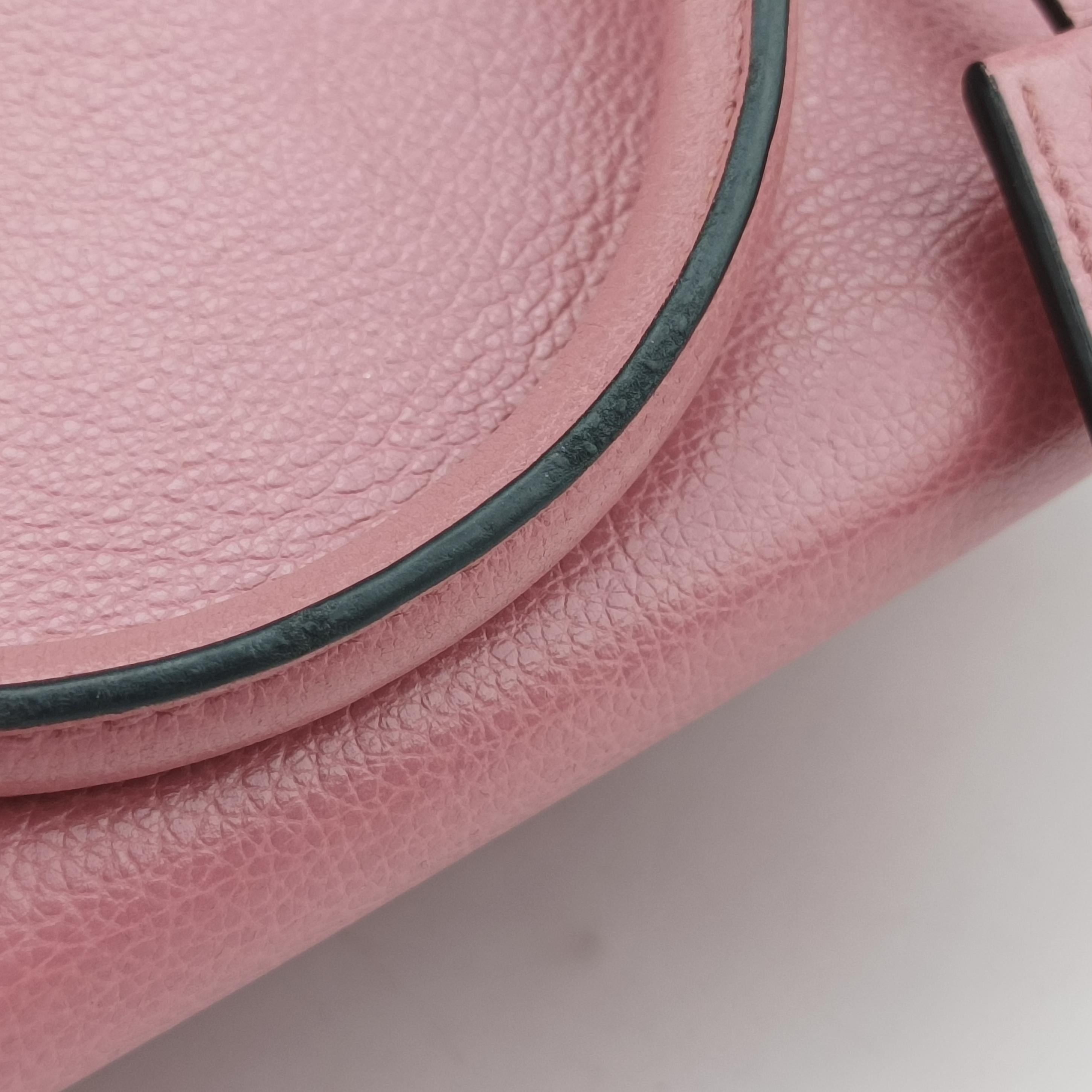 Secondhand Prada logo Pink leather 1BA164 shoulderbag | stylenewstar