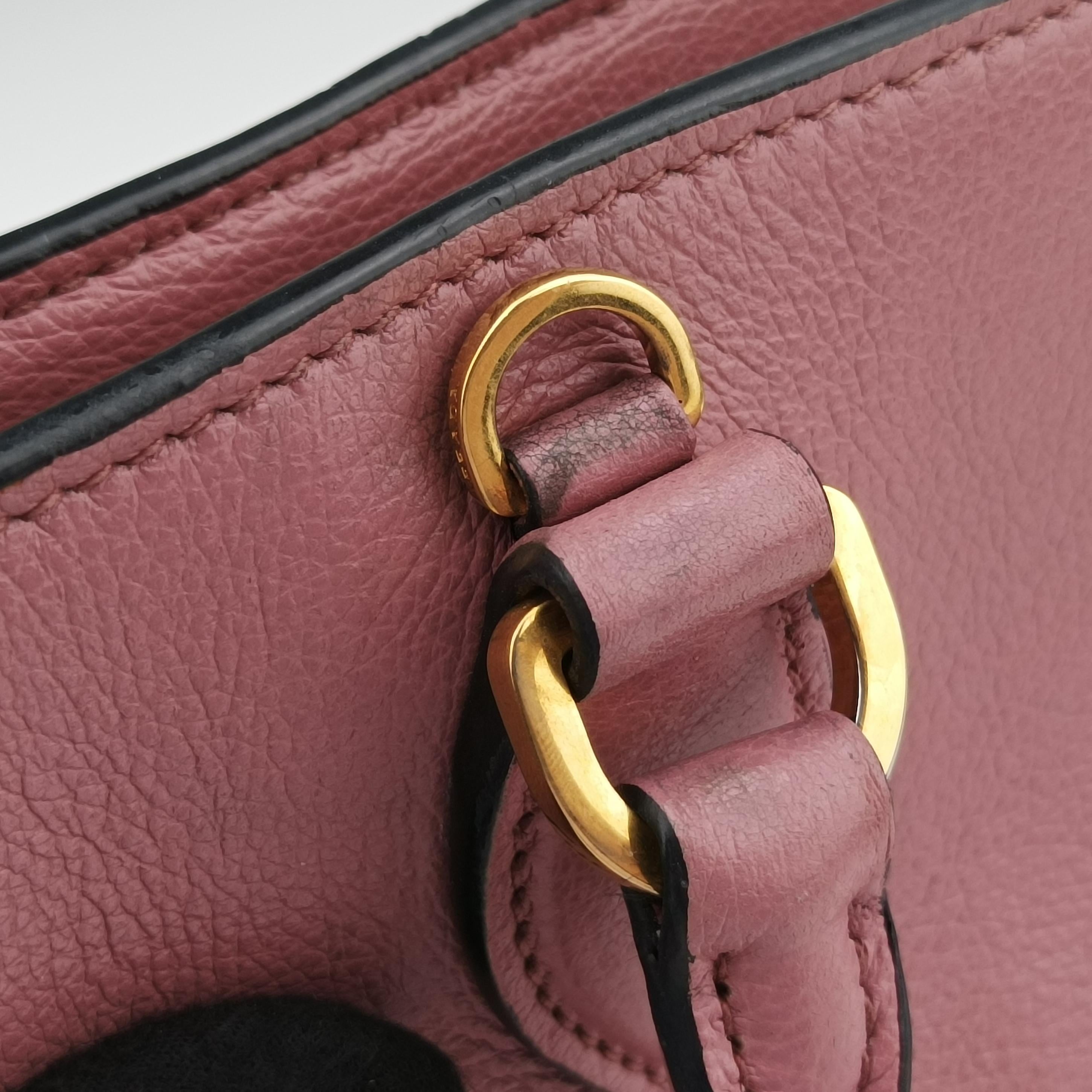Secondhand Prada logo Pink leather 1BA164 shoulderbag | stylenewstar
