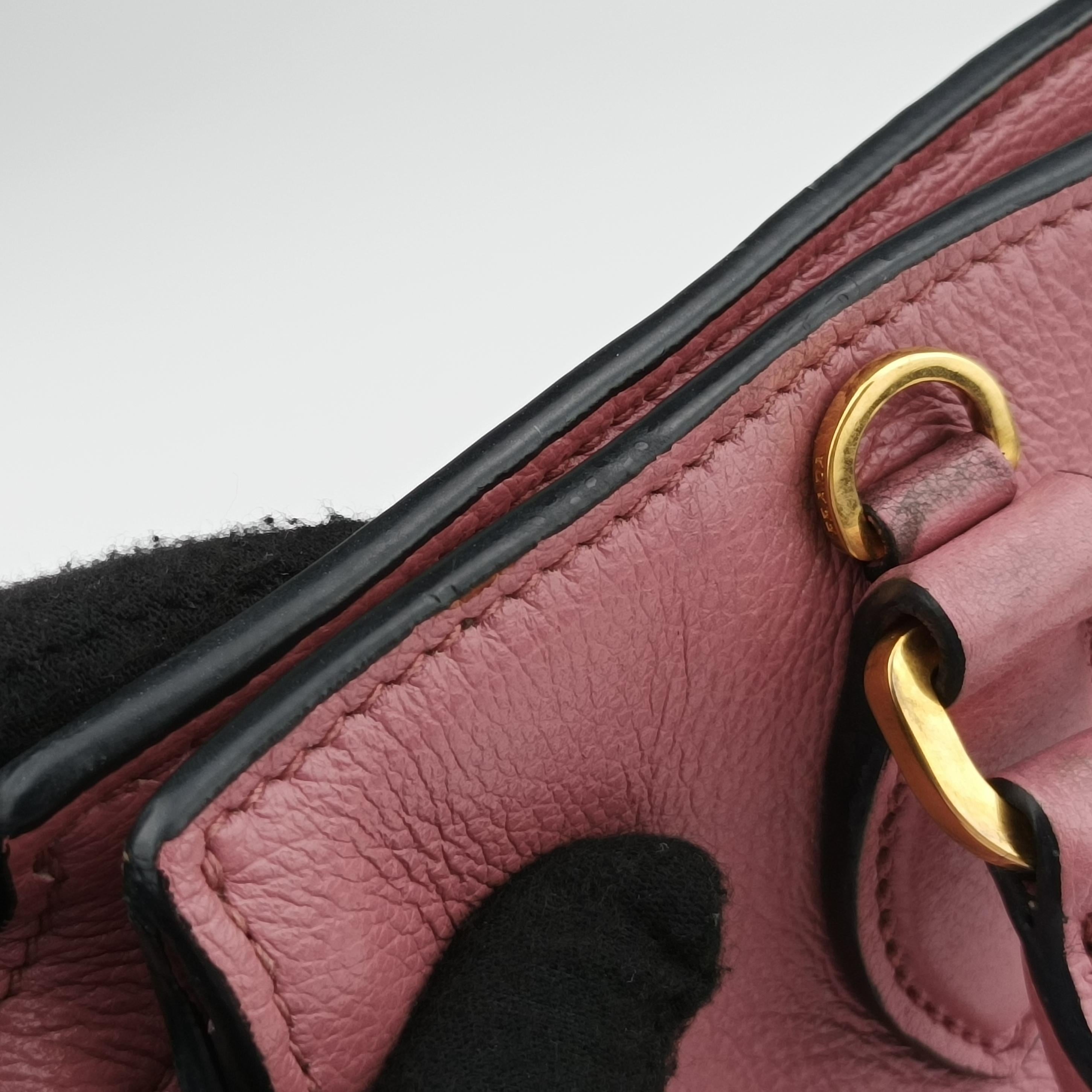 Secondhand Prada logo Pink leather 1BA164 shoulderbag | stylenewstar