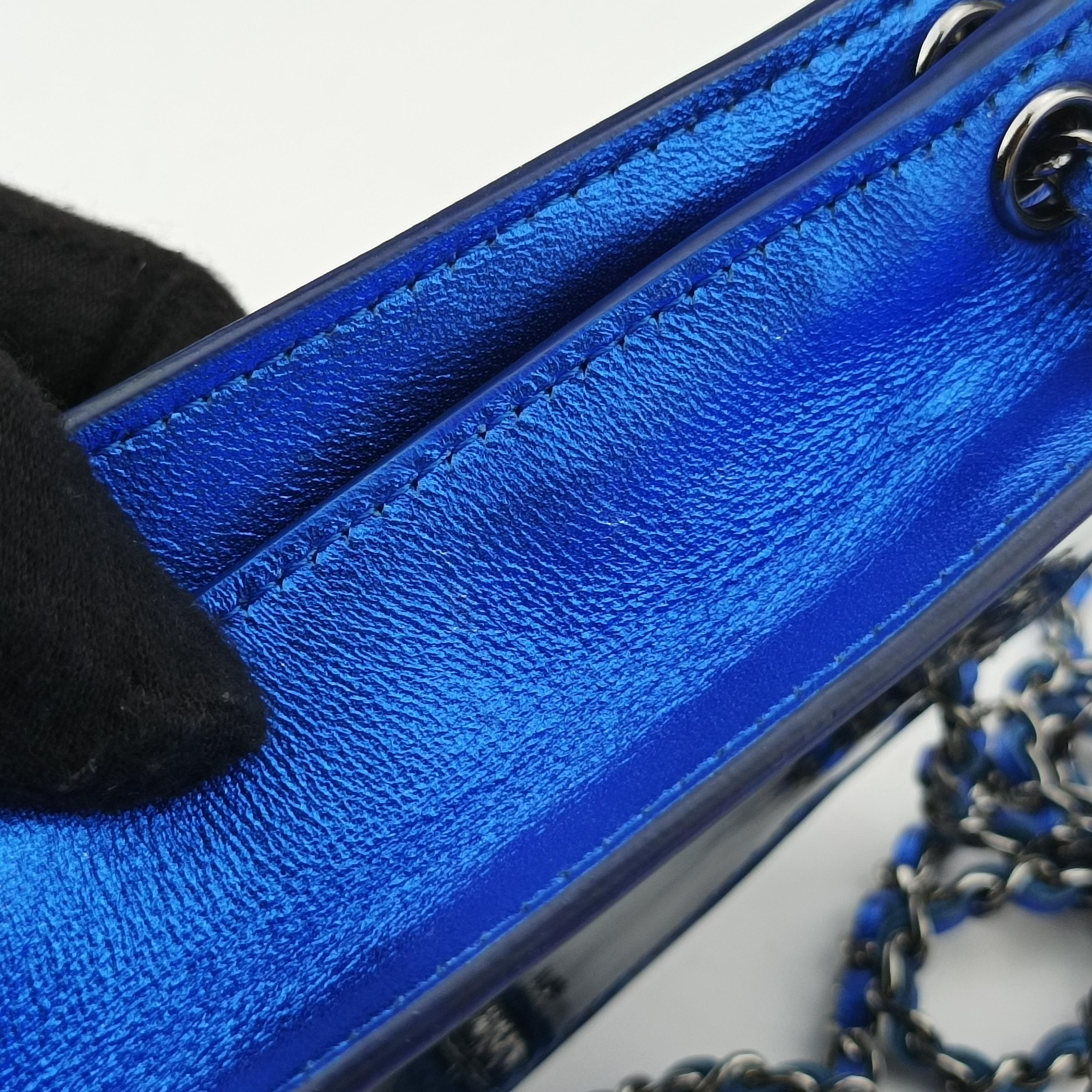 Pre-owned Chanel CC phone holder Blue Patent A92304 crossbodybag | stylenewstar