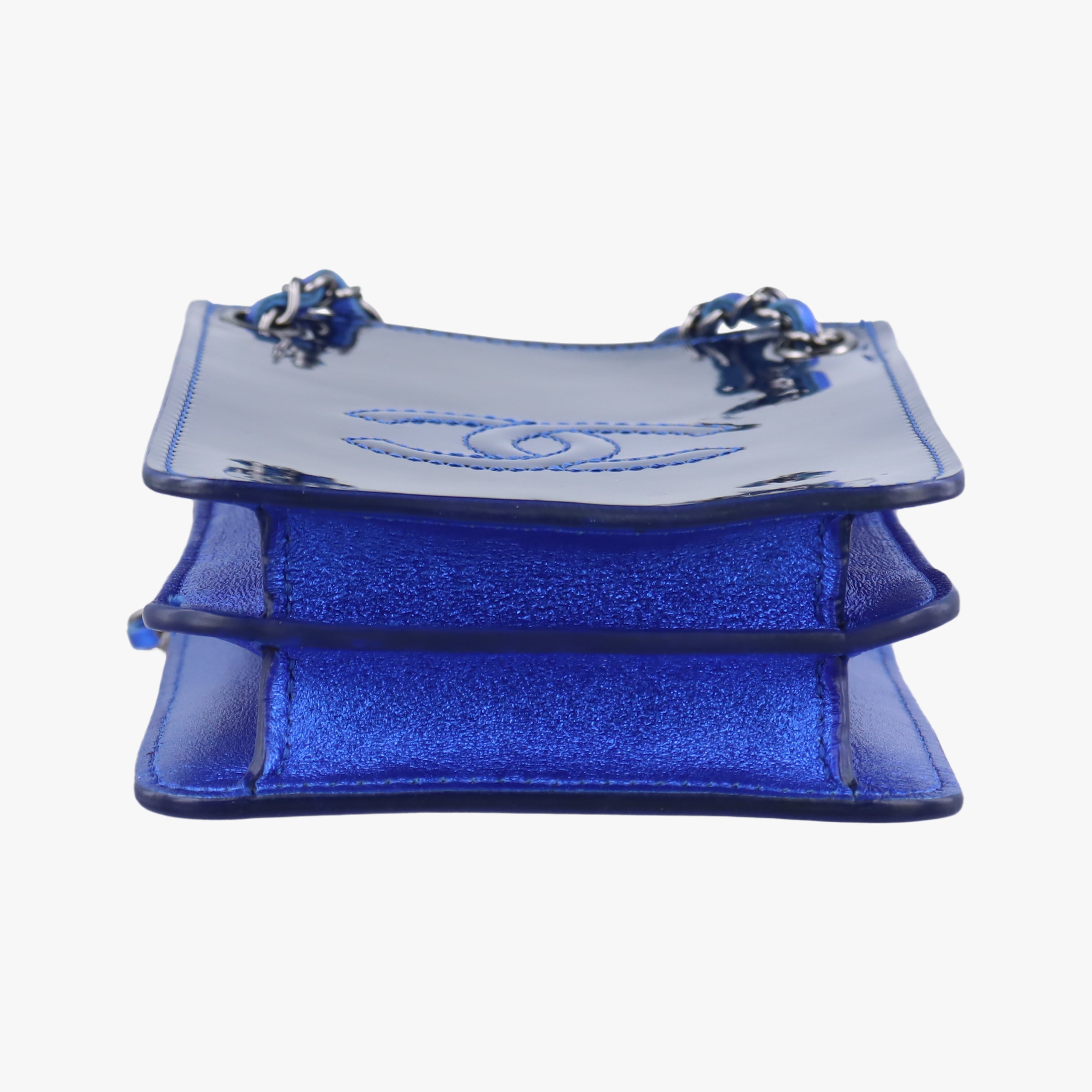 Pre-owned Chanel CC phone holder Blue Patent A92304 crossbodybag | stylenewstar