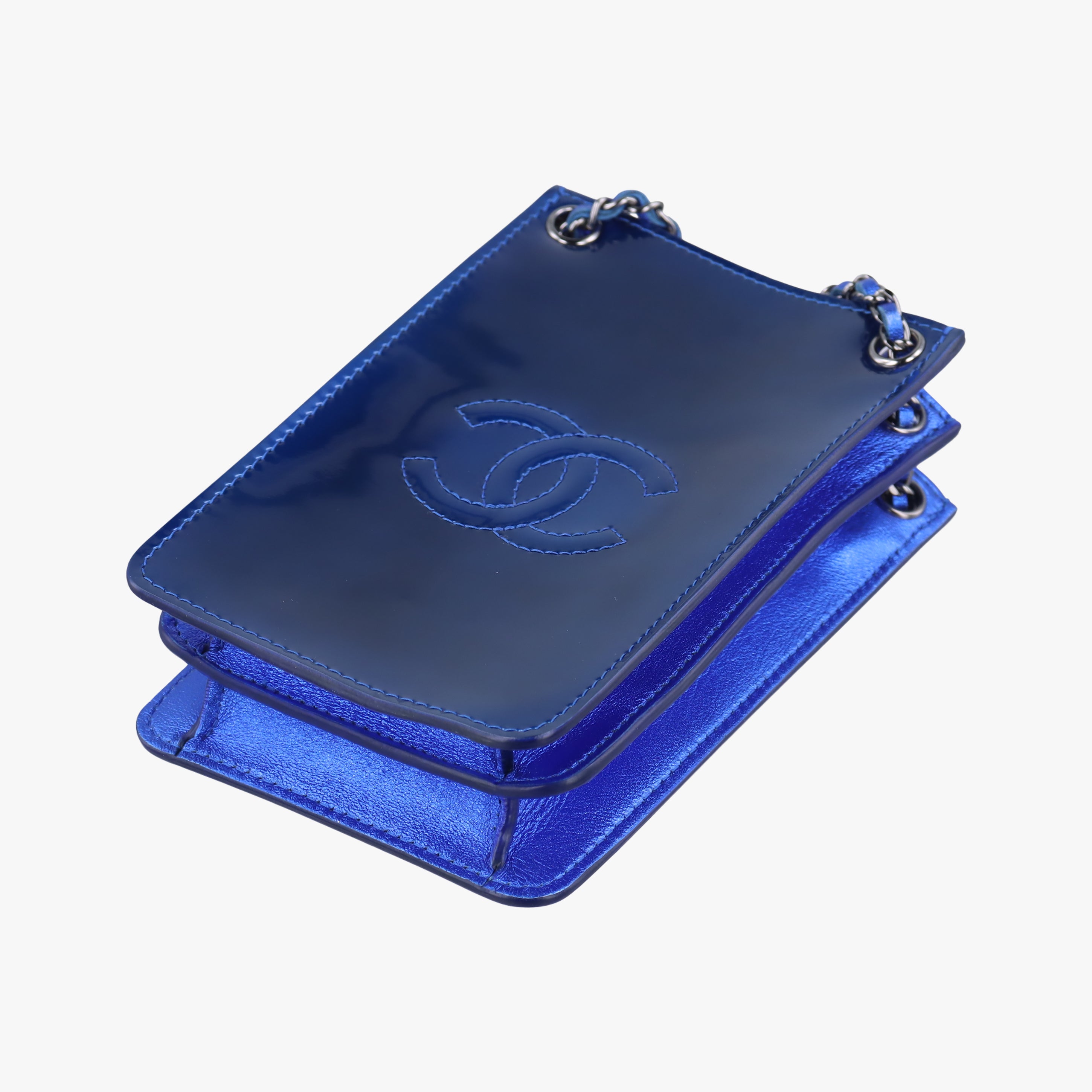 Pre-owned Chanel CC phone holder Blue Patent A92304 crossbodybag | stylenewstar