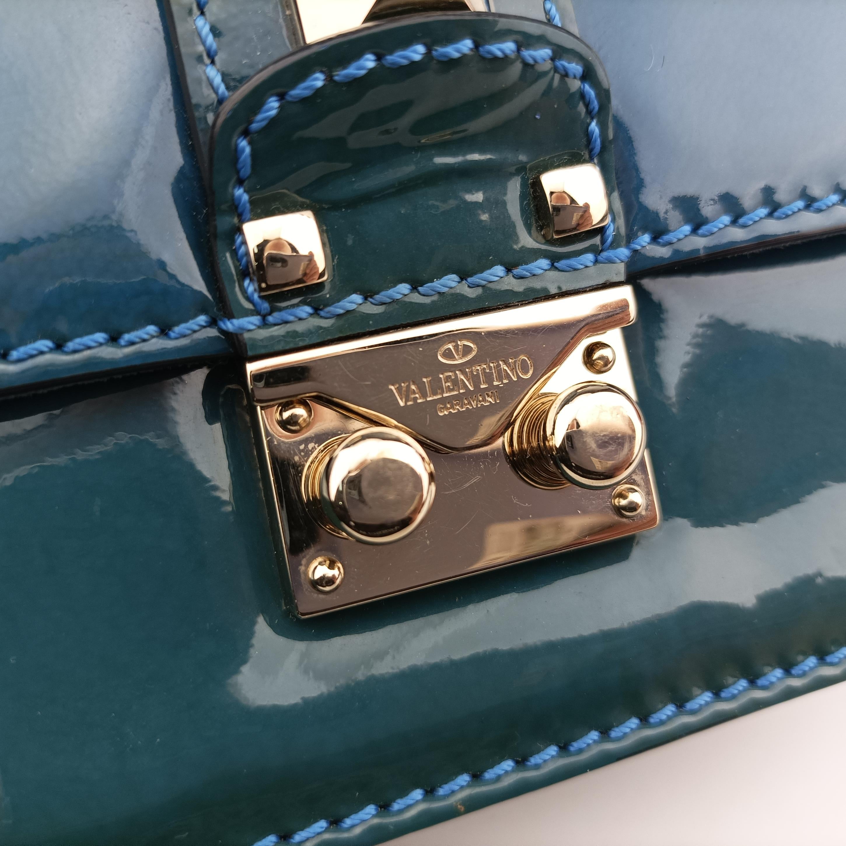 Vintage Valentino Rockstud Glam Lock Blue Patent  shoulderbag | stylenewstar