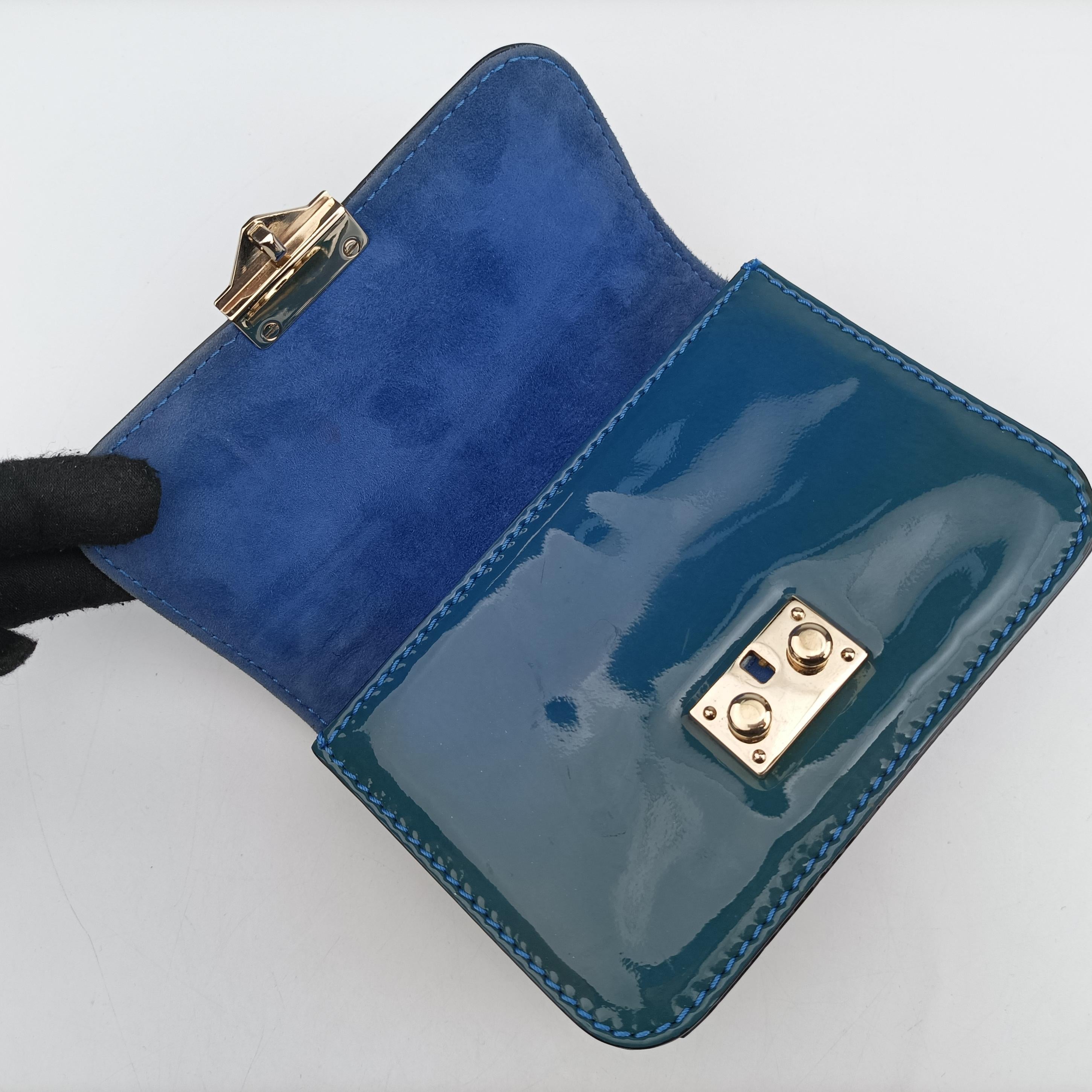 Vintage Valentino Rockstud Glam Lock Blue Patent  shoulderbag | stylenewstar