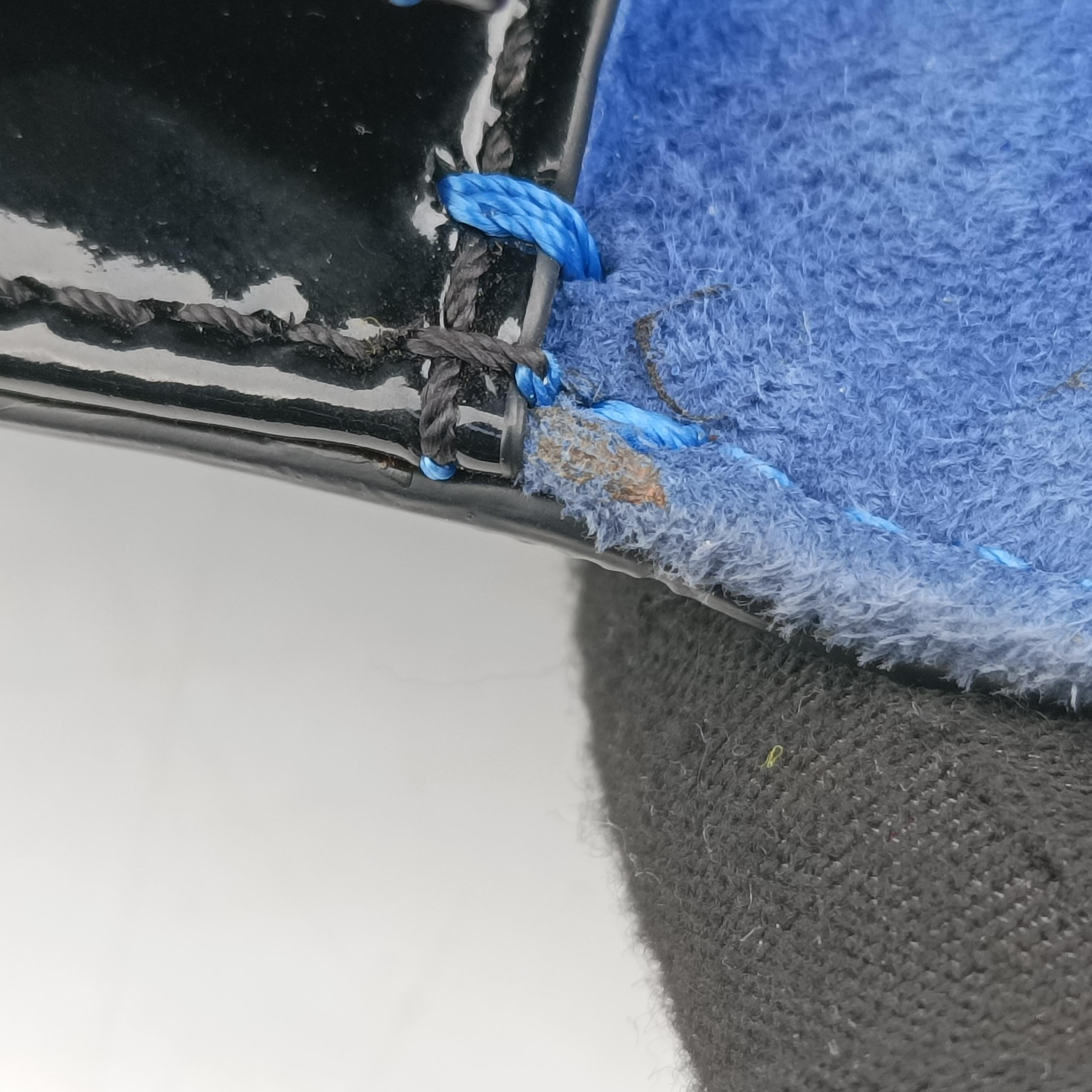 Vintage Valentino Rockstud Glam Lock Blue Patent  shoulderbag | stylenewstar