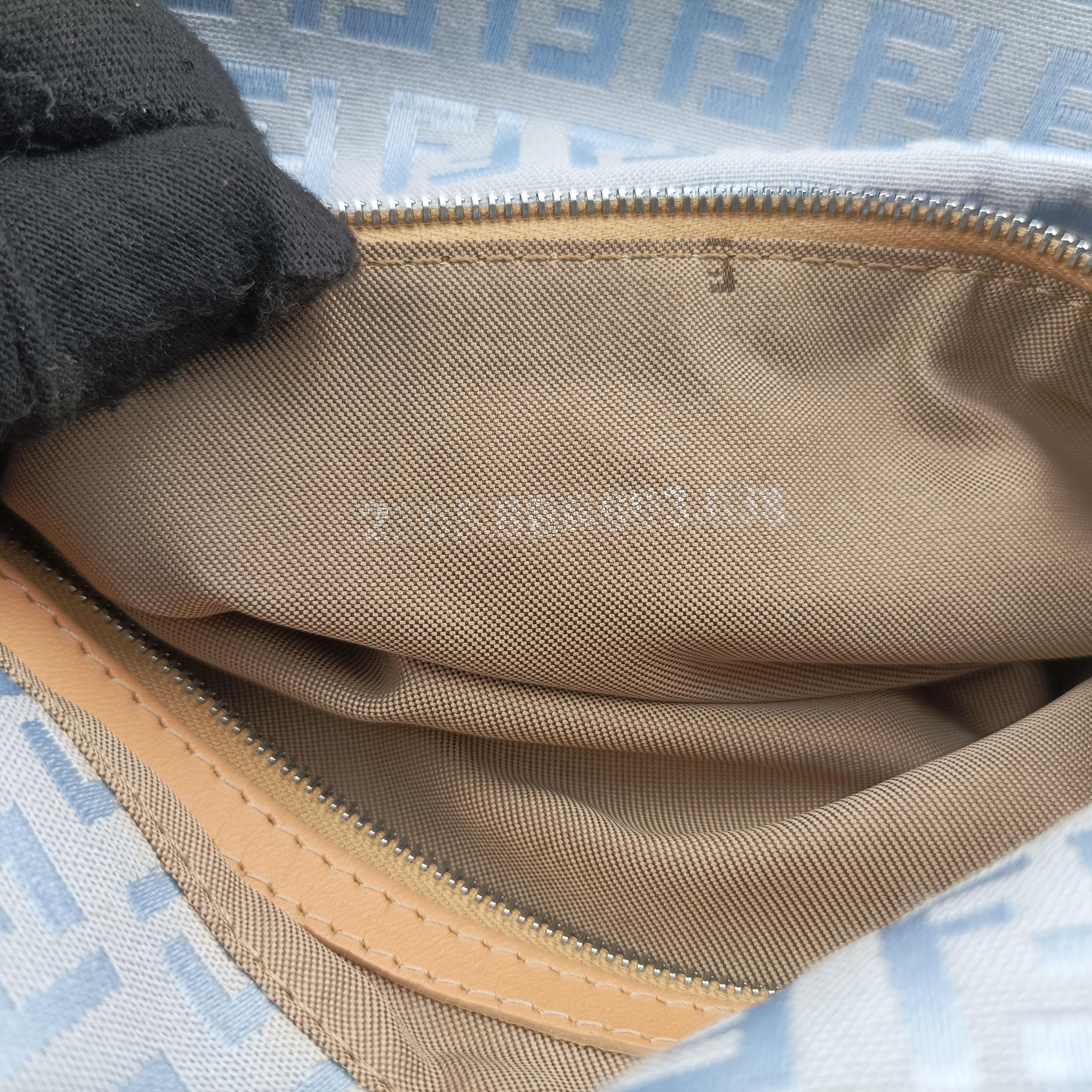 Secondhand Fendi Baguette Blue canvas  shoulderbag | stylenewstar