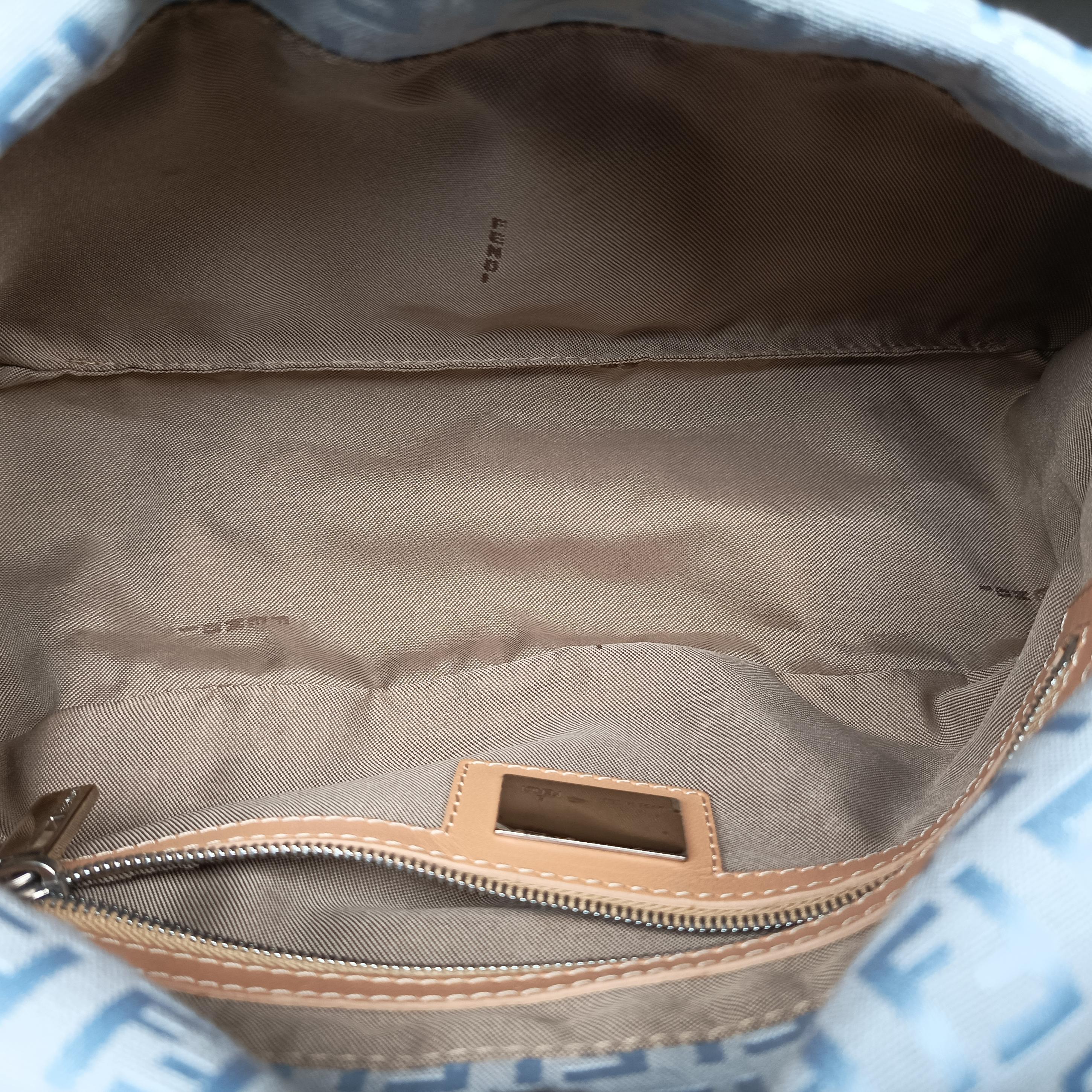 Secondhand Fendi Baguette Blue canvas  shoulderbag | stylenewstar