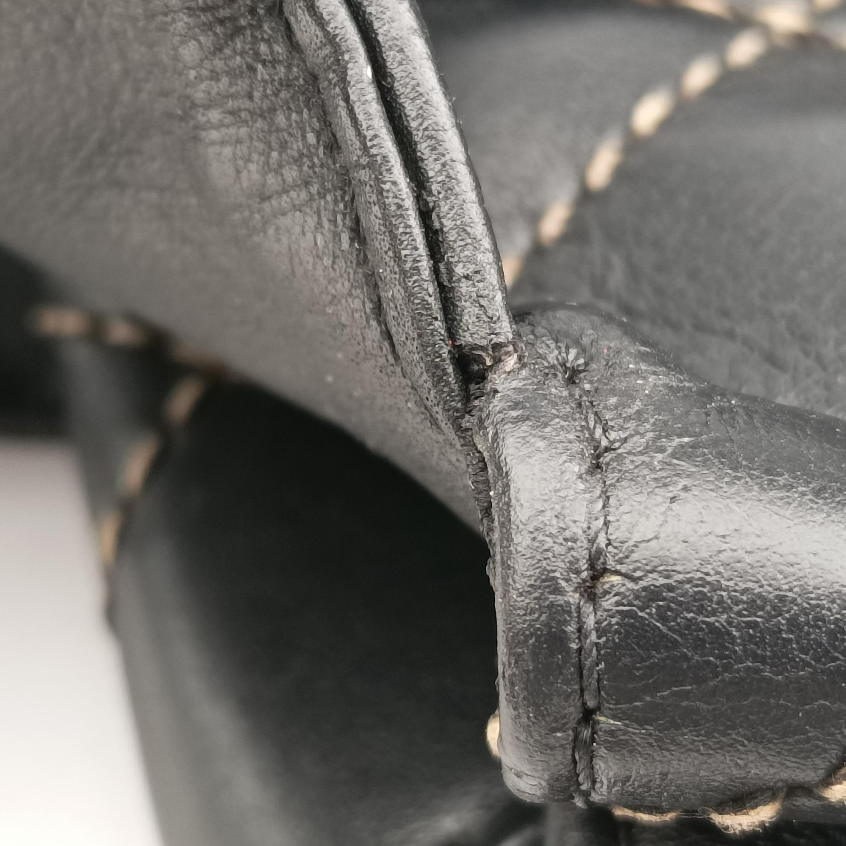 Pre-owned Chanel Wild Stitch Black Leather A16799 handbag | stylenewstar