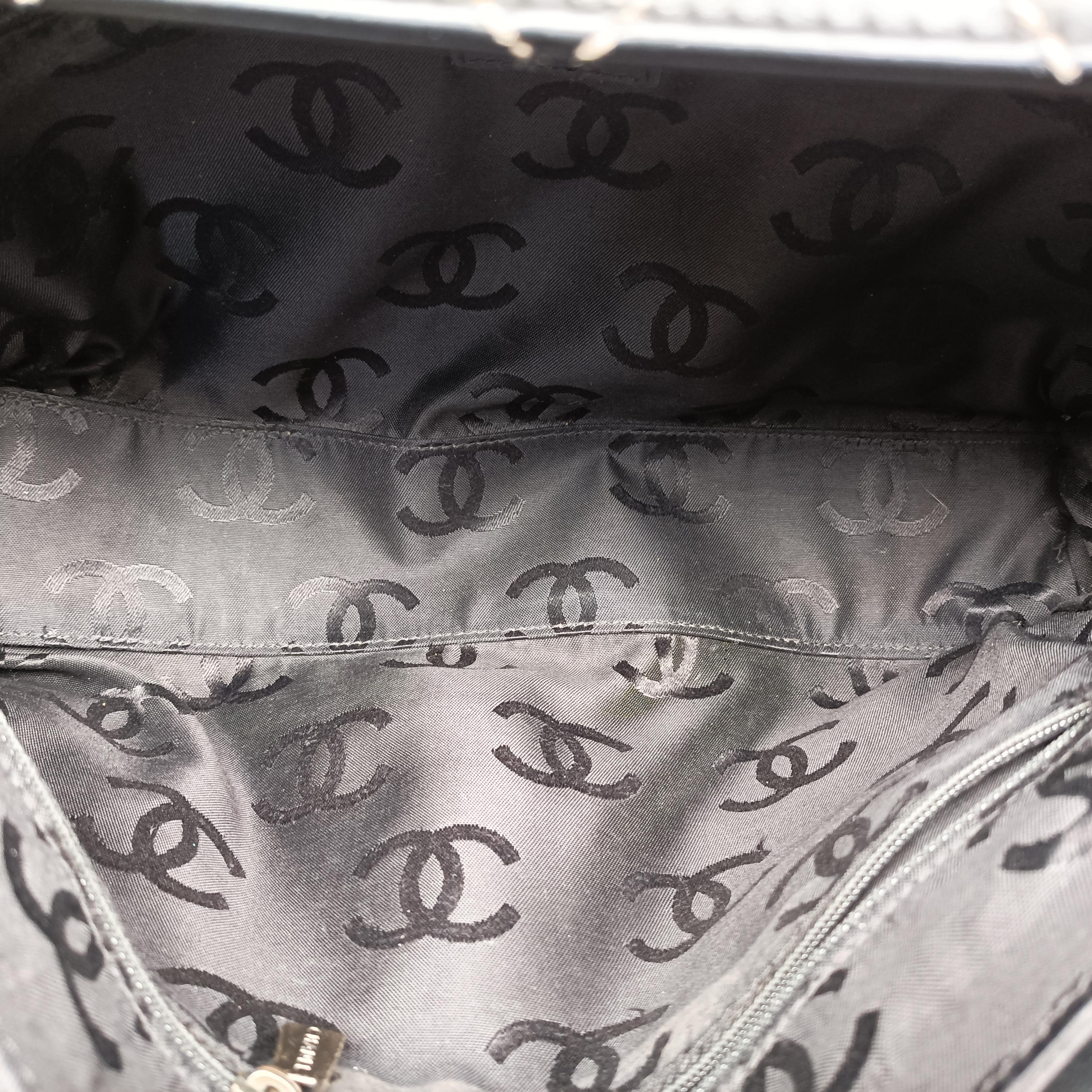 Pre-owned Chanel Wild Stitch Black Leather A16799 handbag | stylenewstar