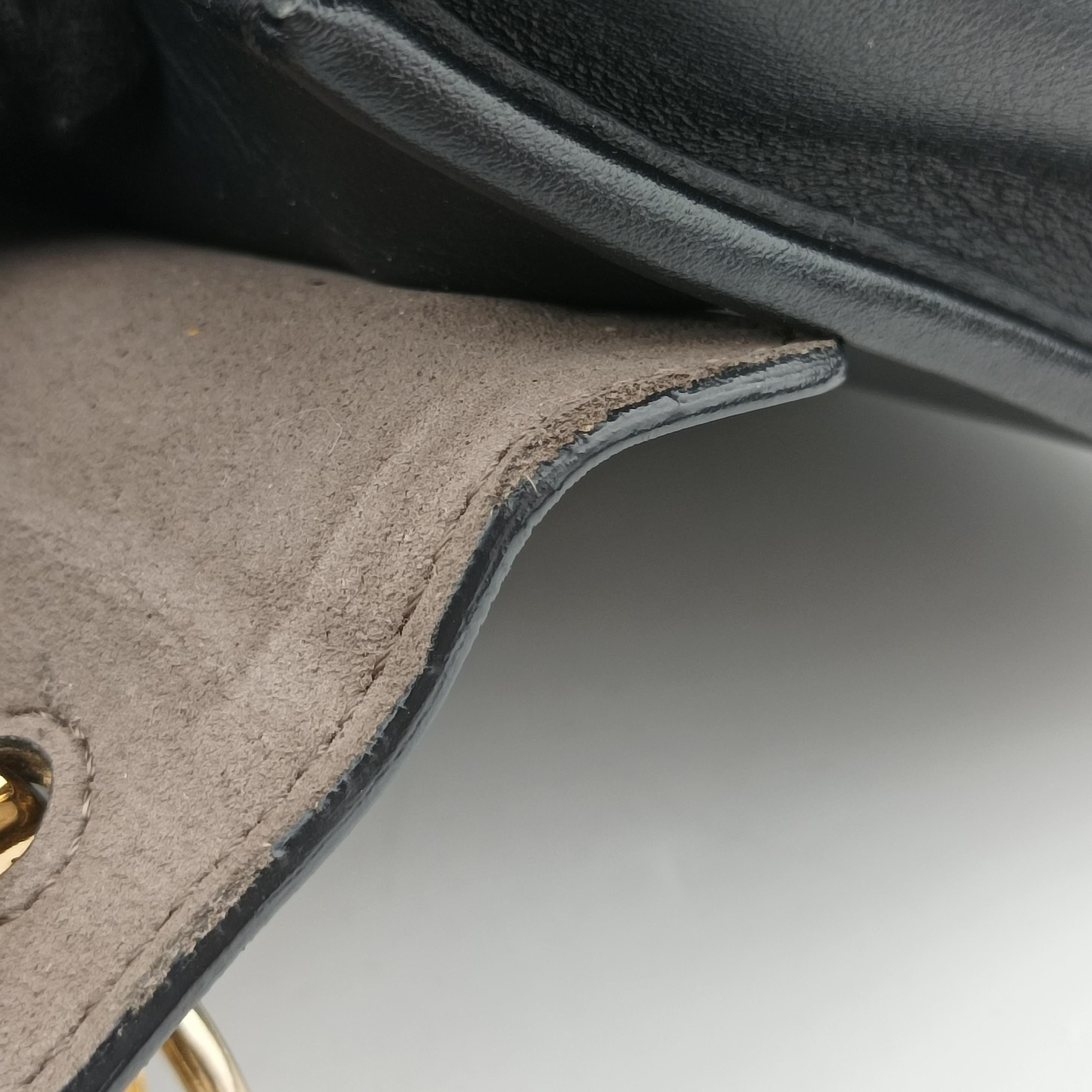 Secondhand Fendi KAN I F Black Leather 8BT286 shoulderbag | stylenewstar