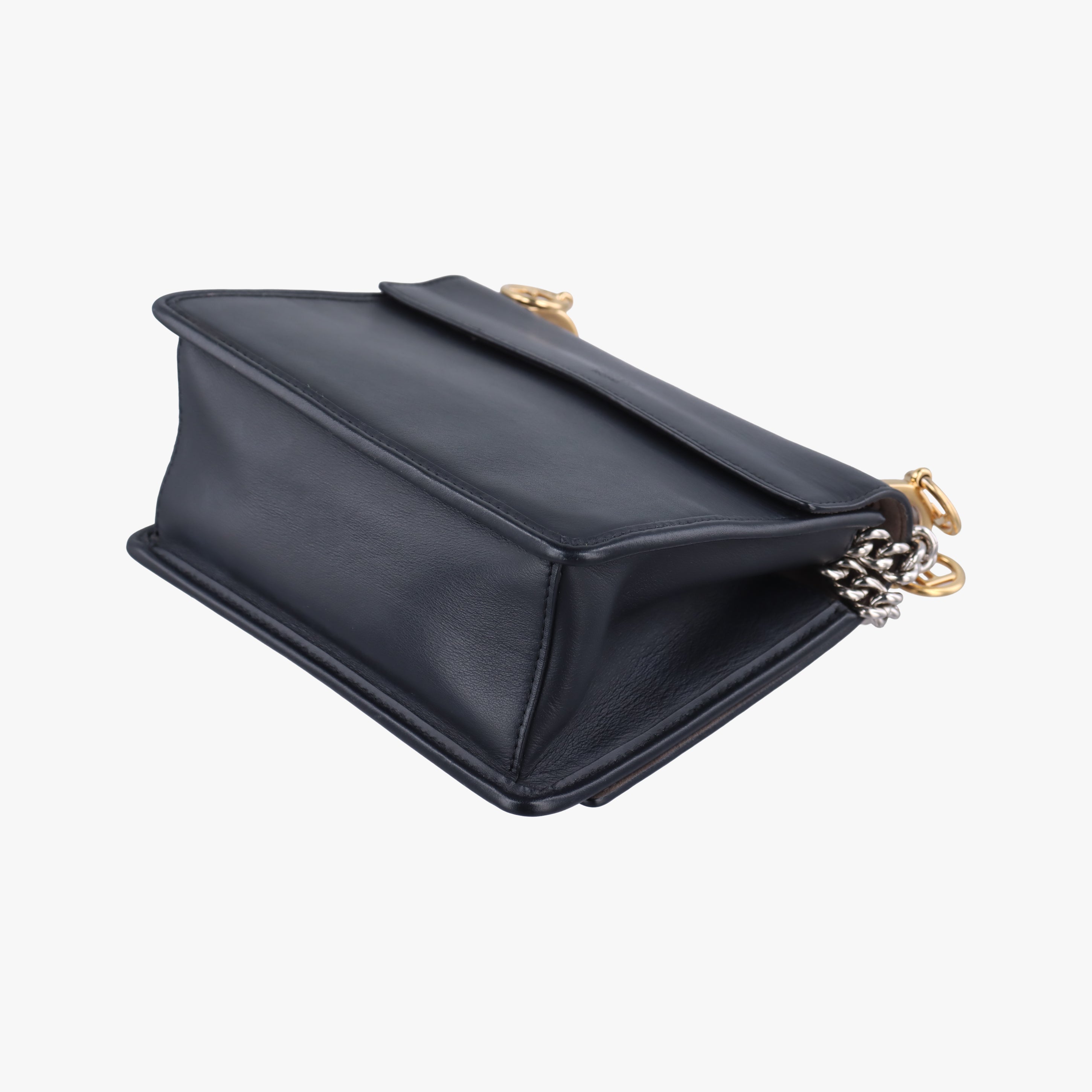 Secondhand Fendi KAN I F Black Leather 8BT286 shoulderbag | stylenewstar