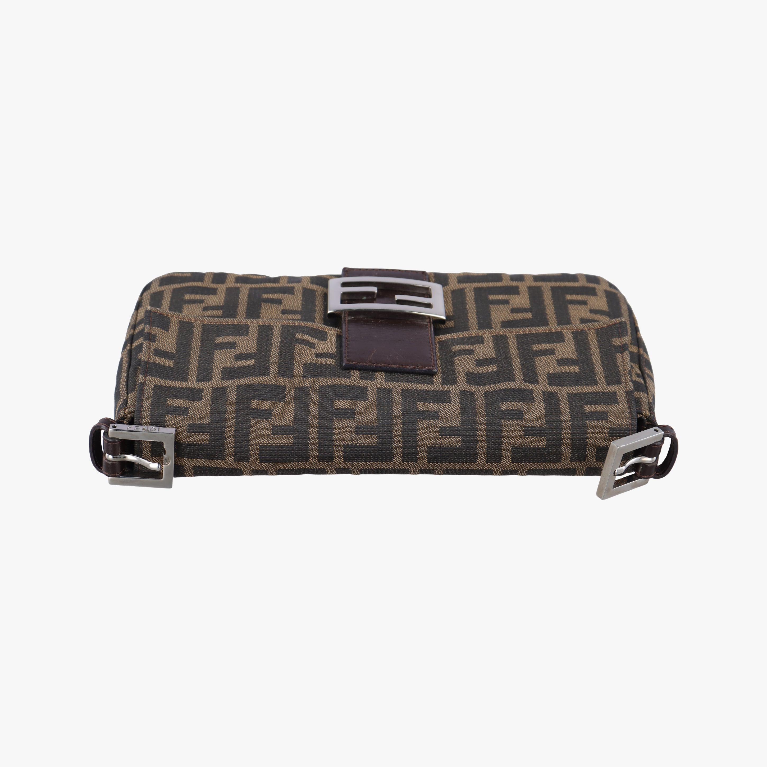 Pre-owned Fendi Baguette Brown fabric 26424 shoulderbag | stylenewstar