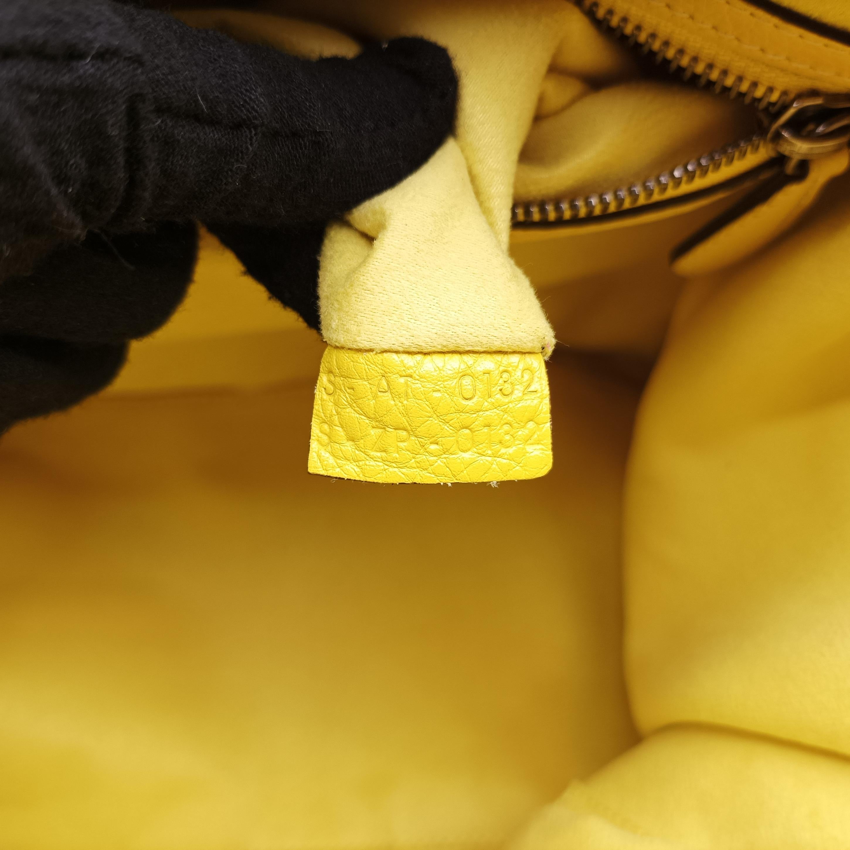 Secondhand Celine Luggage Mini Shopper Yellow Leather  handbag | stylenewstar