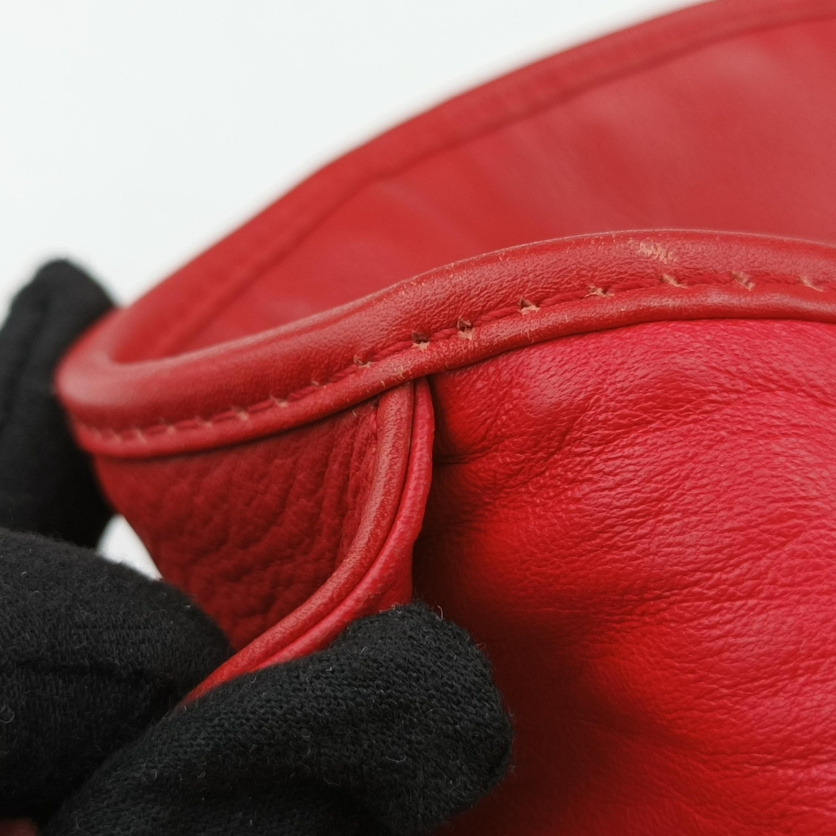 Pre-owned Christian Dior Bejeweled Hobo Red leather  handbag | stylenewstar