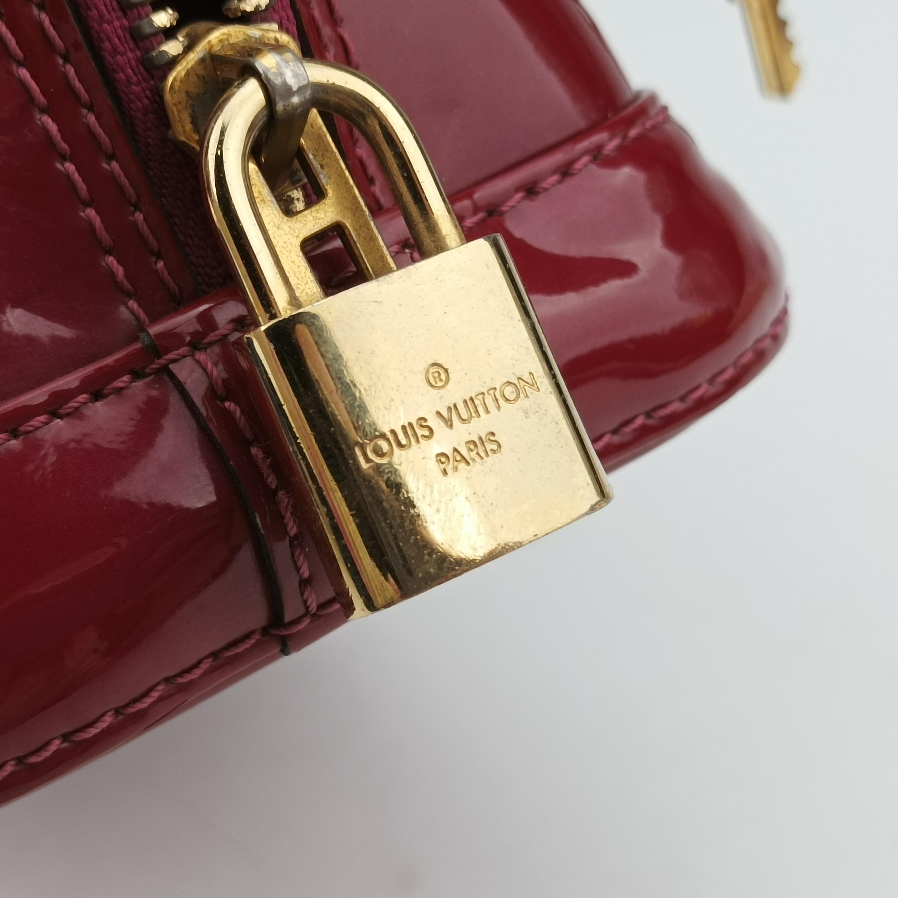 Pre-owned Louis Vuitton Alma BB CERISE Vernis M90174 shoulderbag | stylenewstar