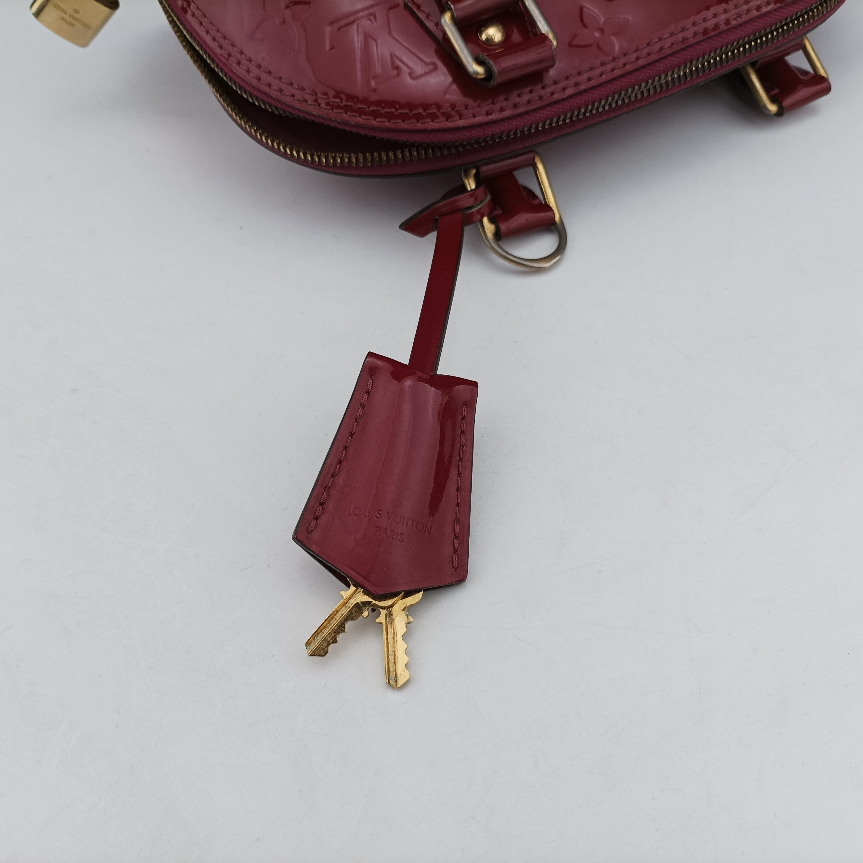 Pre-owned Louis Vuitton Alma BB CERISE Vernis M90174 shoulderbag | stylenewstar