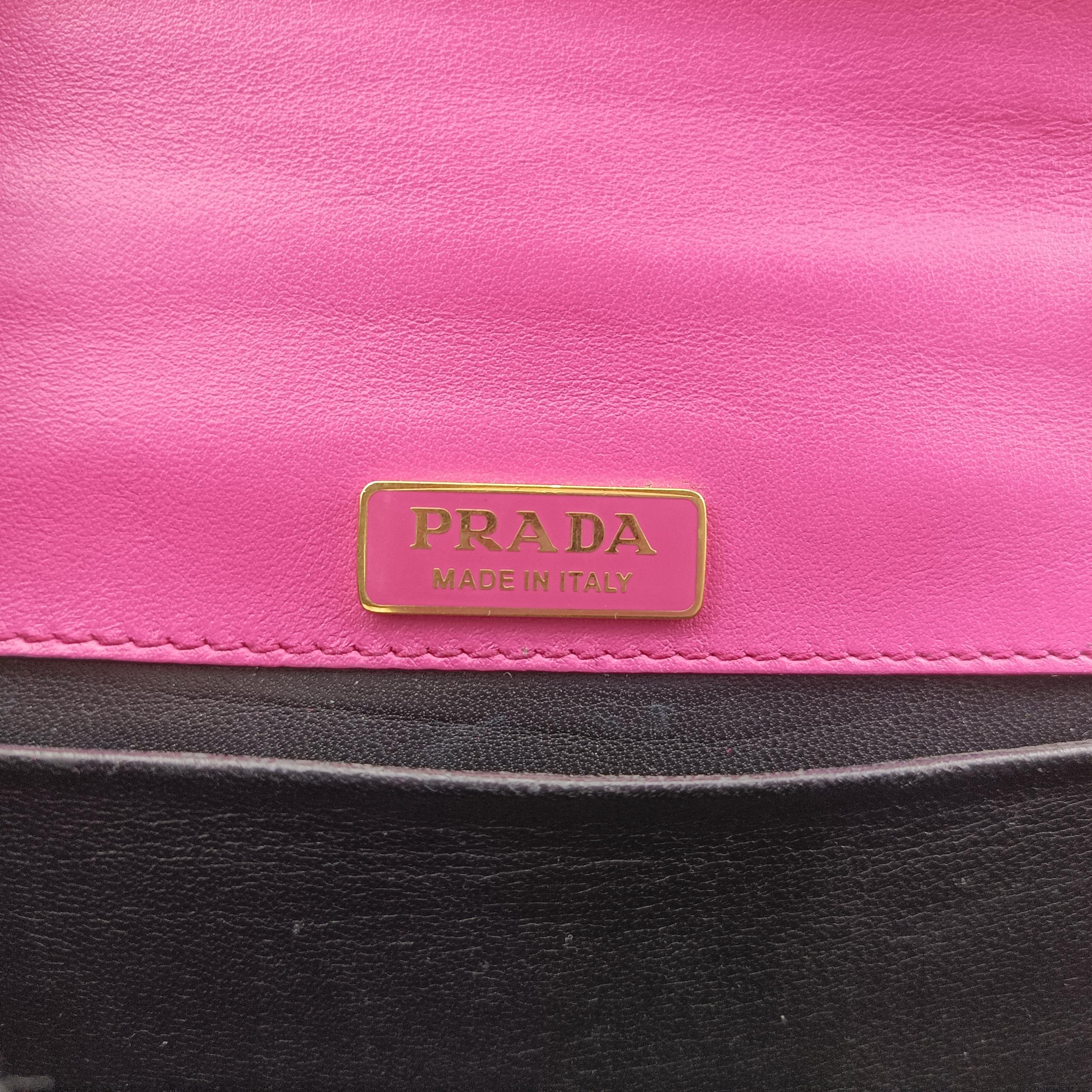 Pre-owned Prada City Calf Astrology Cahier pink×Black Saffiano leather×Leather  shoulderbag | stylenewstar