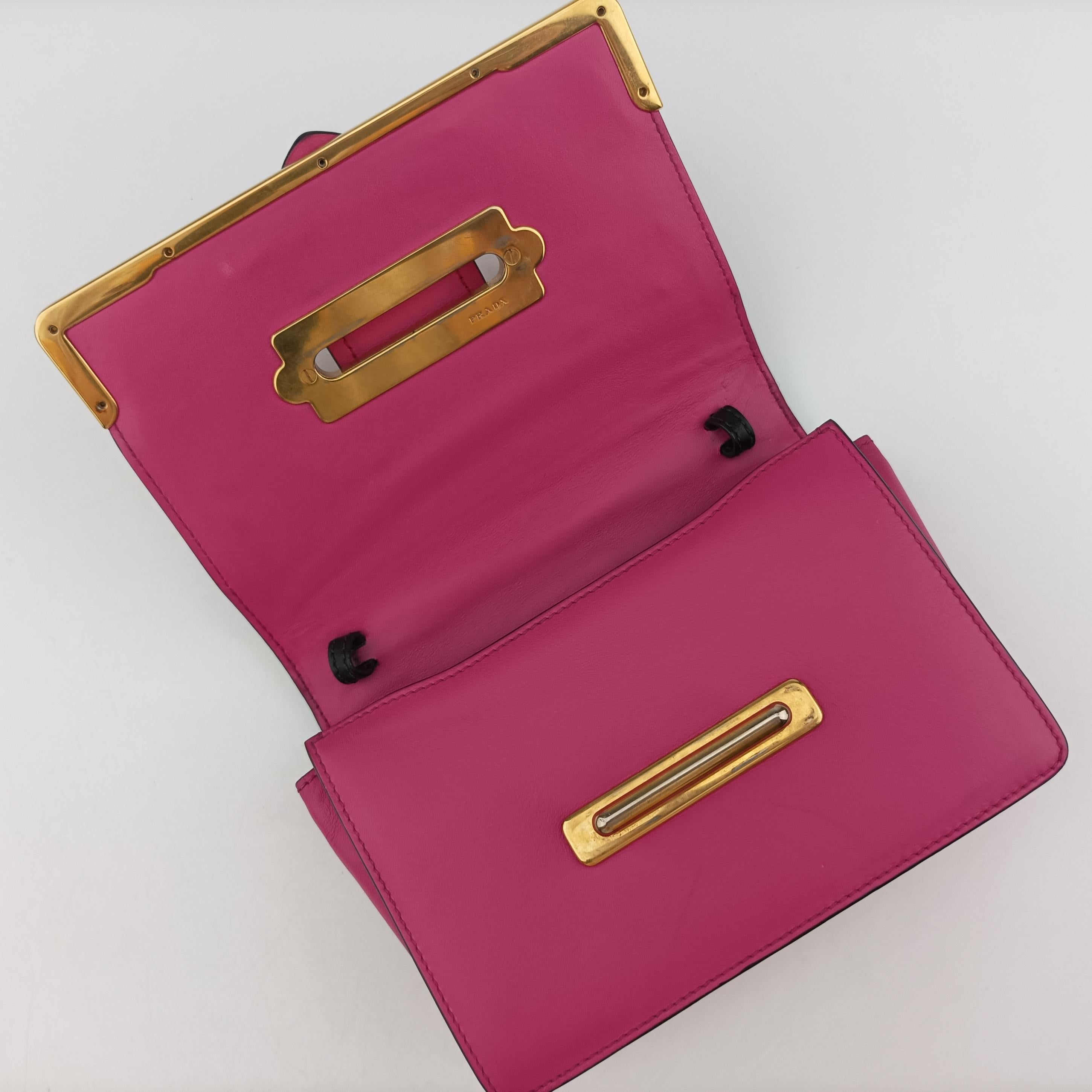 Pre-owned Prada City Calf Astrology Cahier pink×Black Saffiano leather×Leather  shoulderbag | stylenewstar