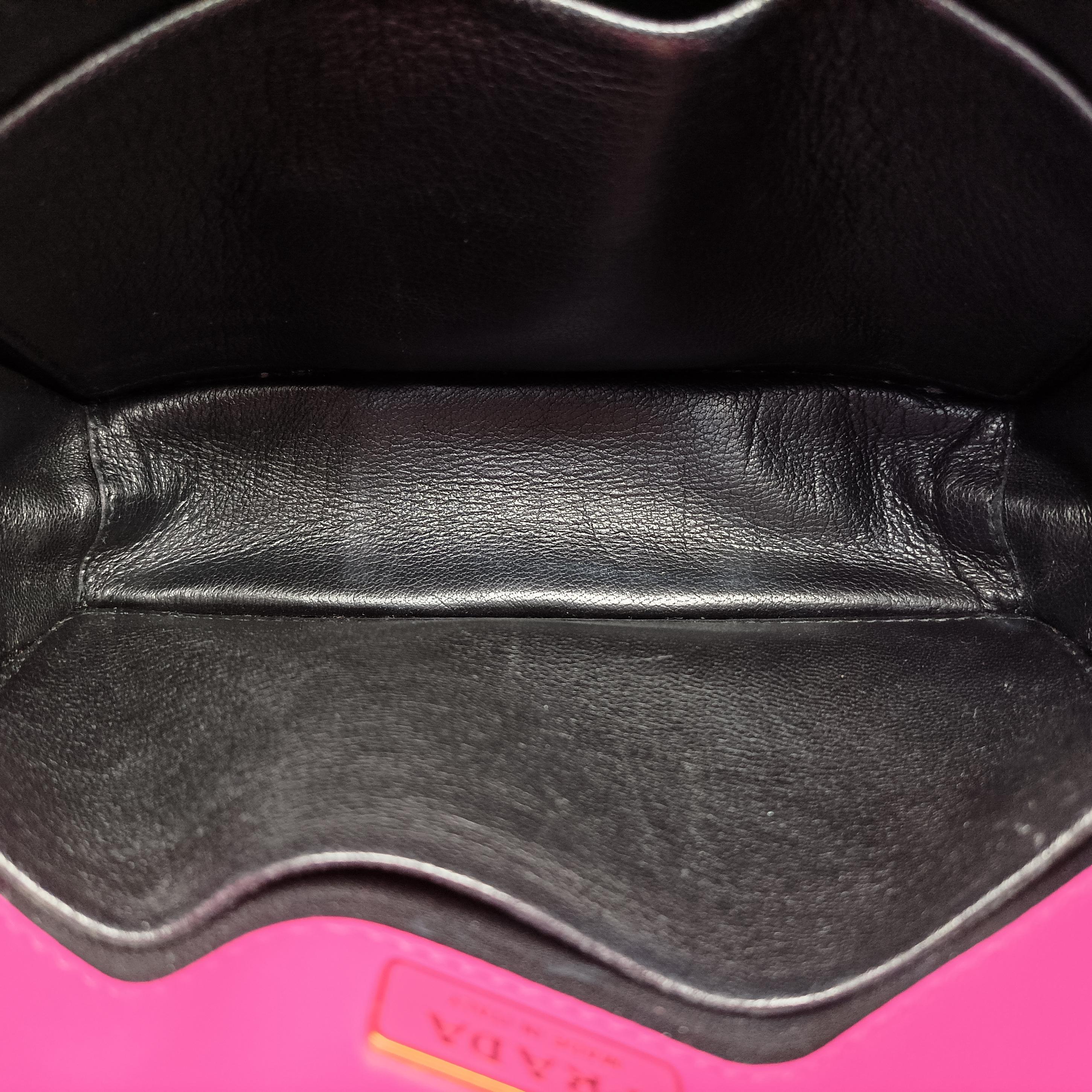 Pre-owned Prada City Calf Astrology Cahier pink×Black Saffiano leather×Leather  shoulderbag | stylenewstar