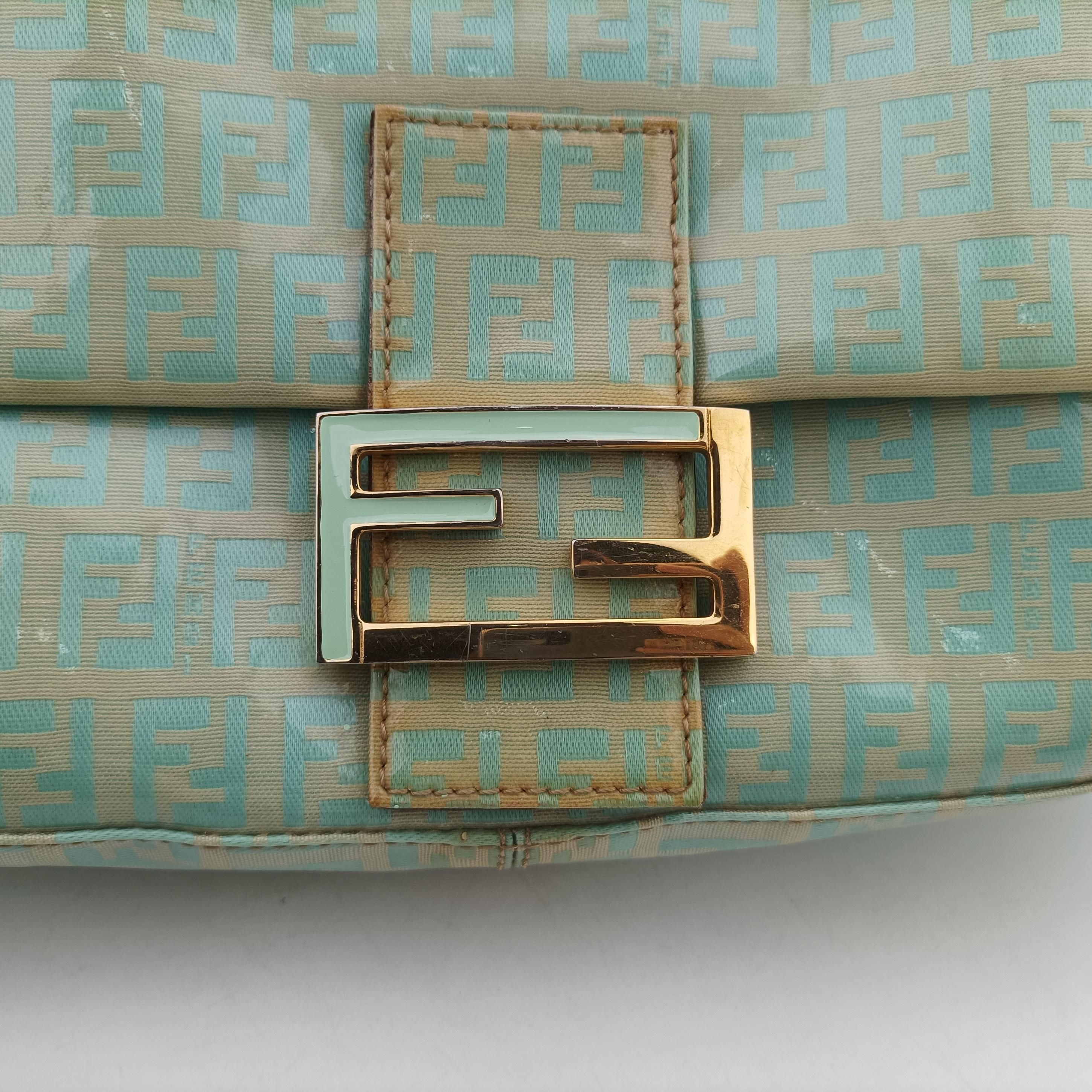 Secondhand Fendi Mamma Baguette Green Patent  handbag | stylenewstar