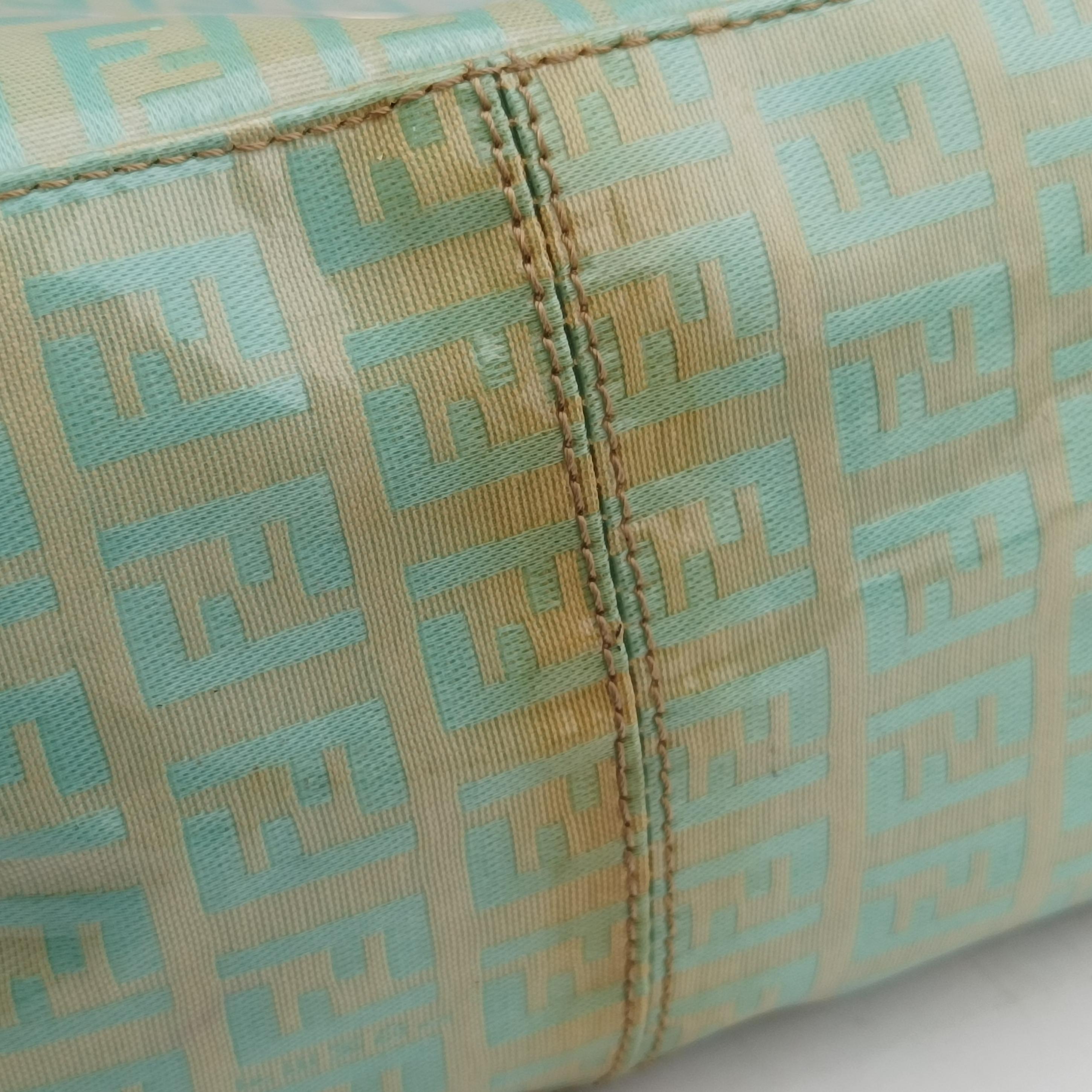 Secondhand Fendi Mamma Baguette Green Patent  handbag | stylenewstar
