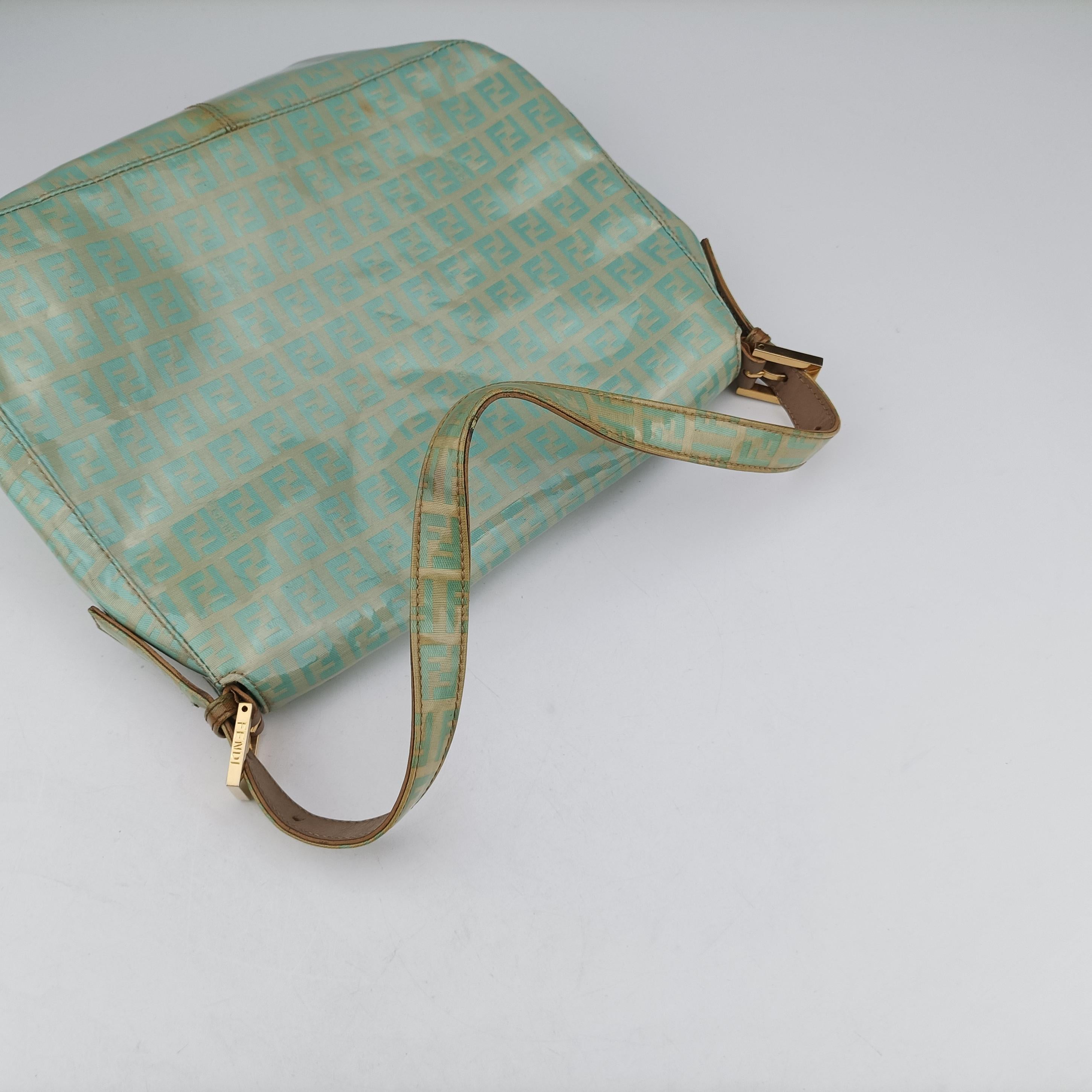 Secondhand Fendi Mamma Baguette Green Patent  handbag | stylenewstar