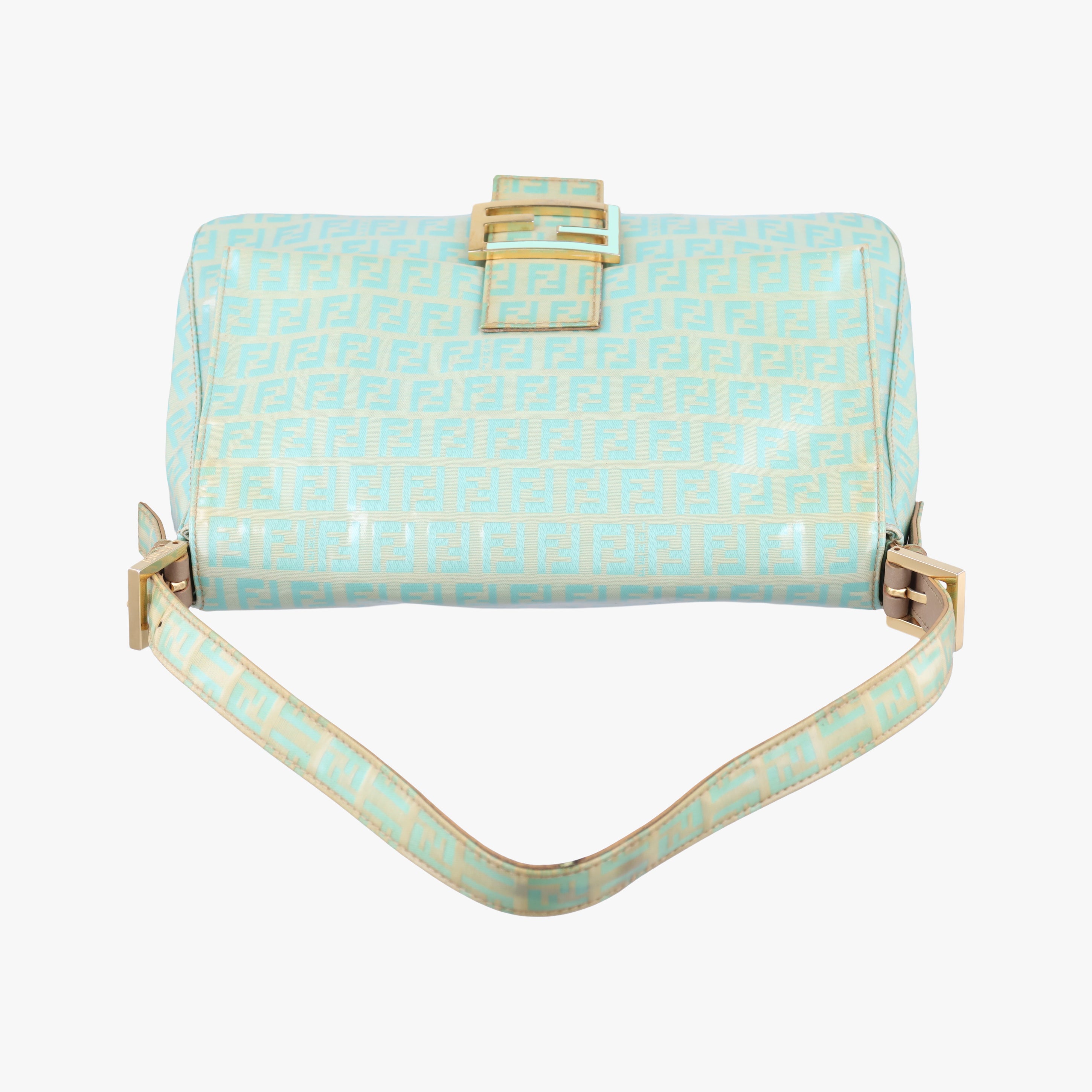 Secondhand Fendi Mamma Baguette Green Patent  handbag | stylenewstar