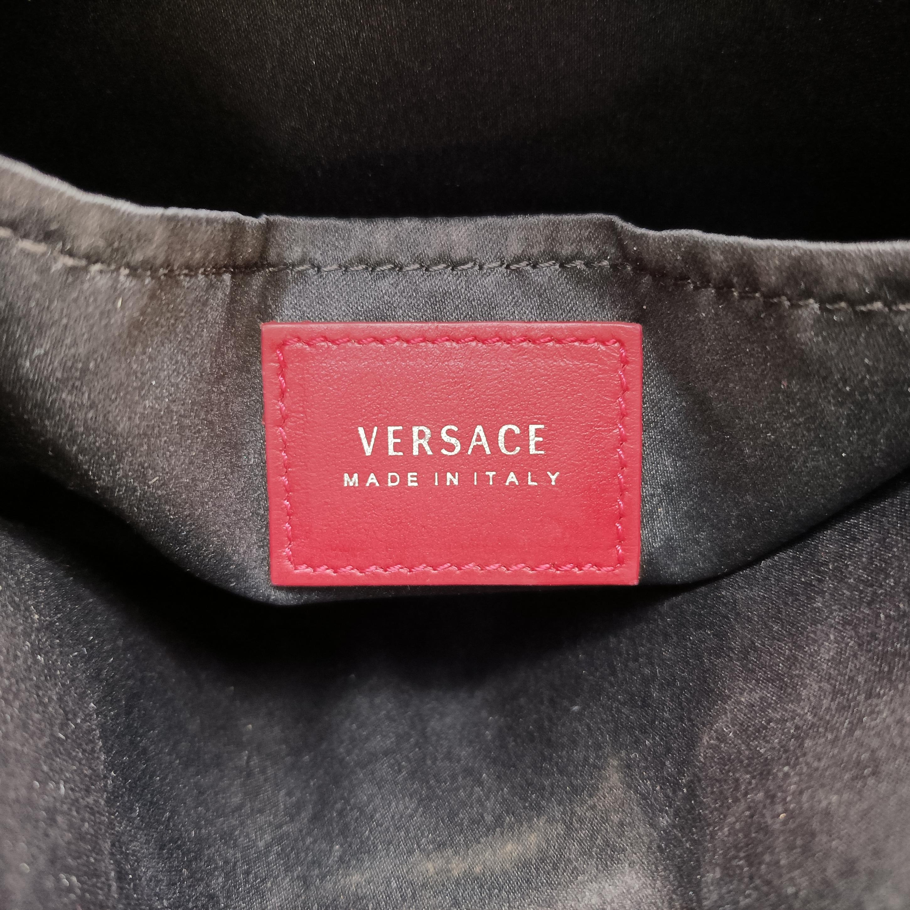Pre-owned VERSACE medusa Burgundy leather  clutchbag | stylenewstar