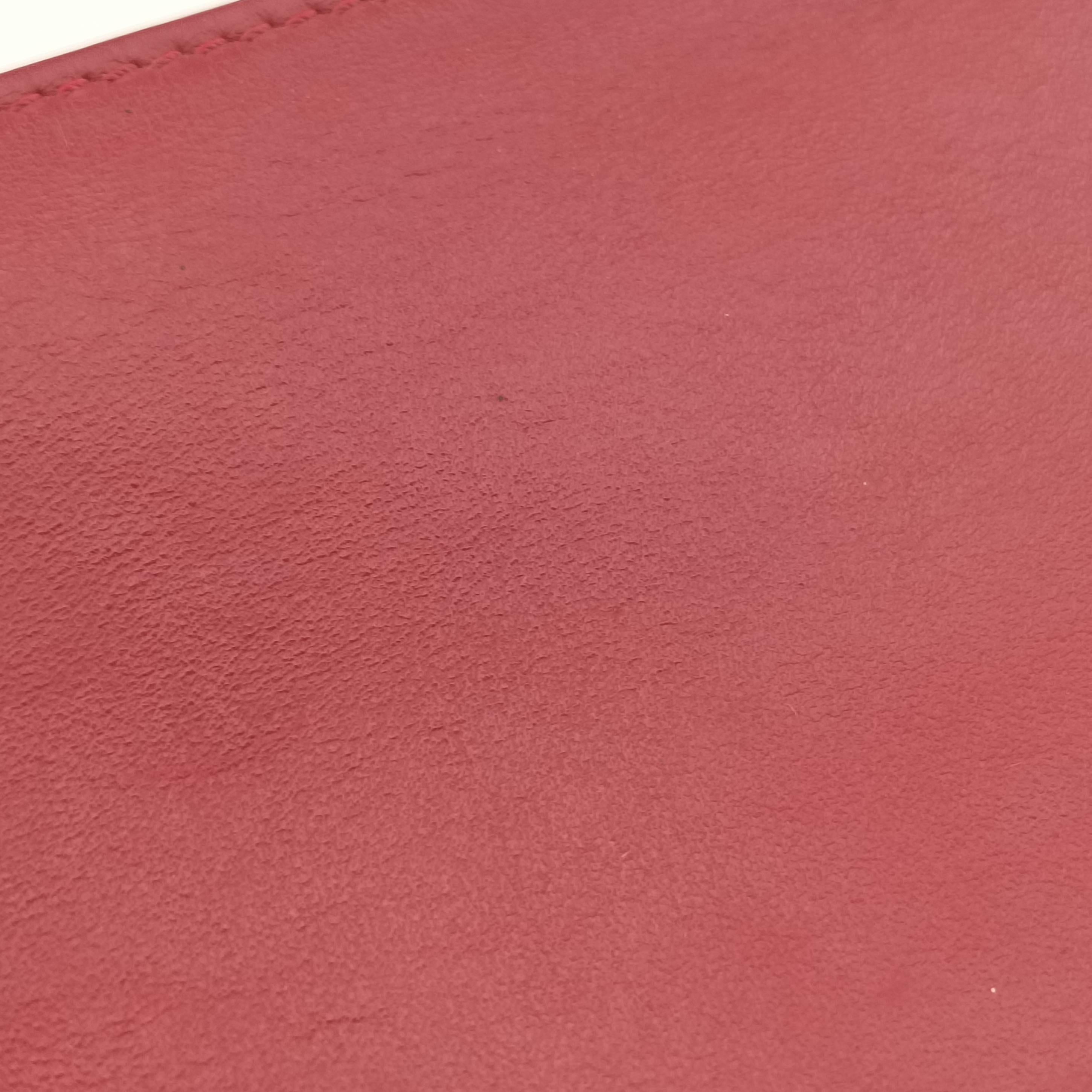 Pre-owned VERSACE medusa Burgundy leather  clutchbag | stylenewstar