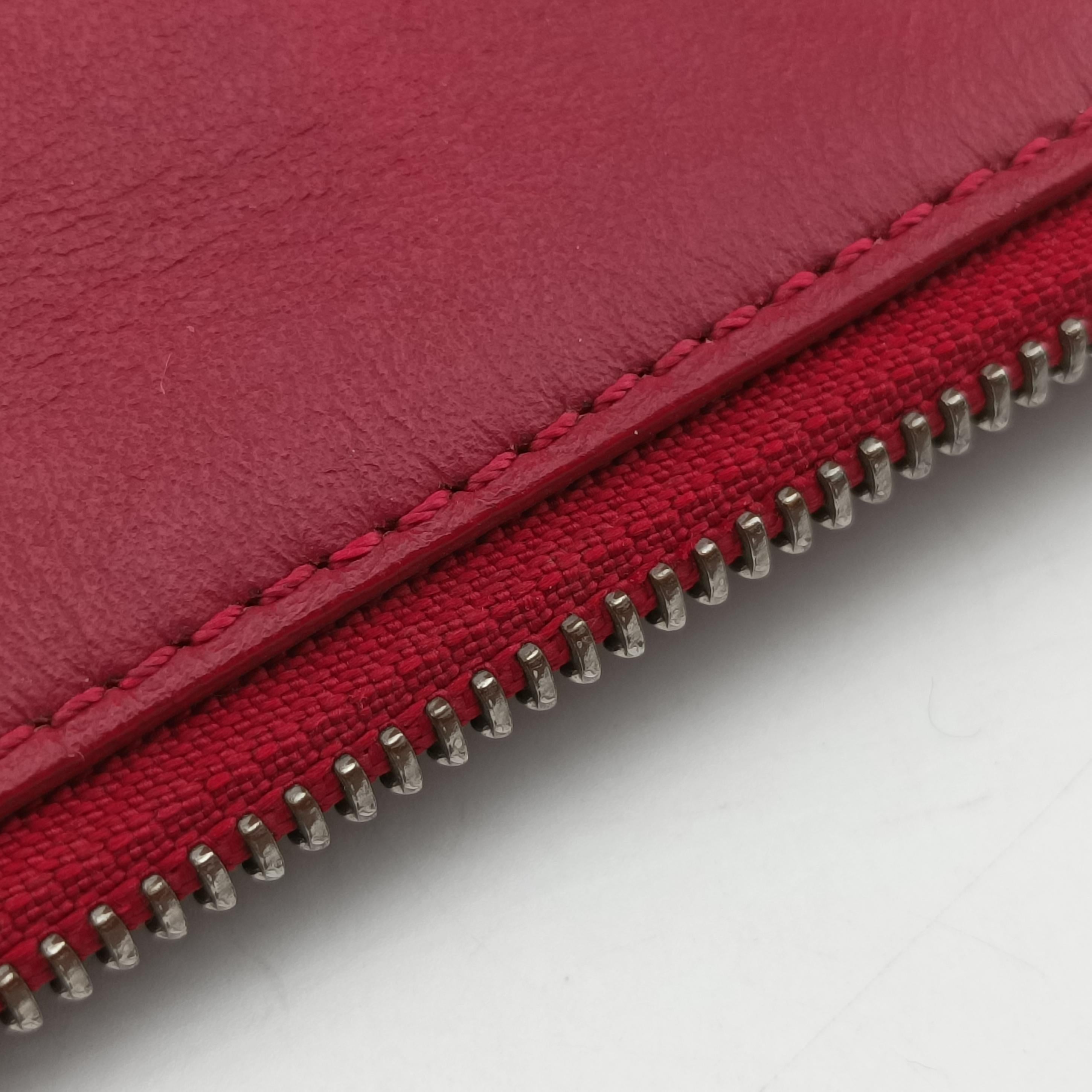 Pre-owned VERSACE medusa Burgundy leather  clutchbag | stylenewstar