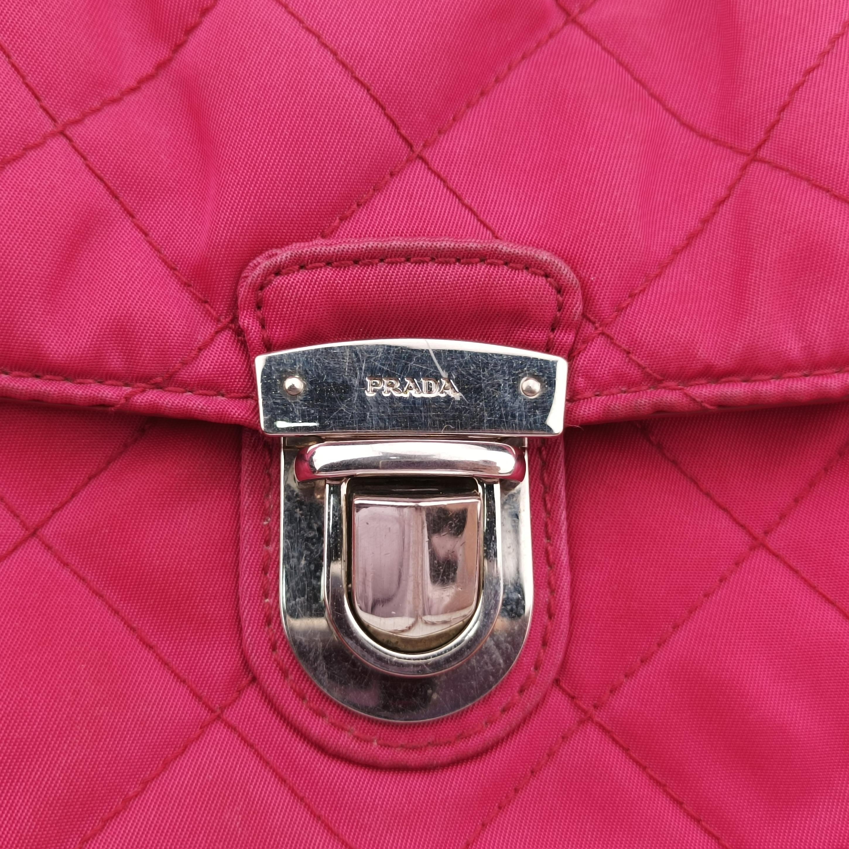 Secondhand Prada Quilted Pushlock Rose nylon BP0584 shoulderbag | stylenewstar