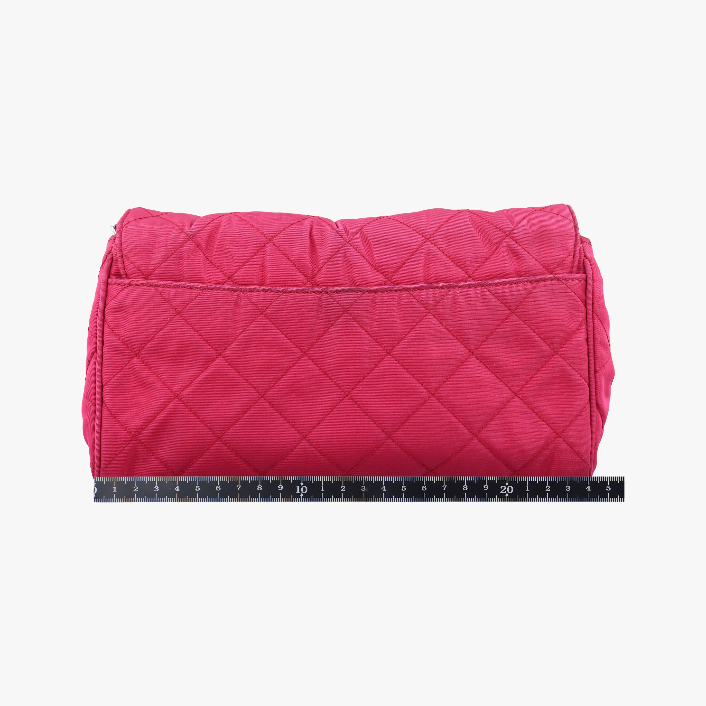 Secondhand Prada Quilted Pushlock Rose nylon BP0584 shoulderbag | stylenewstar