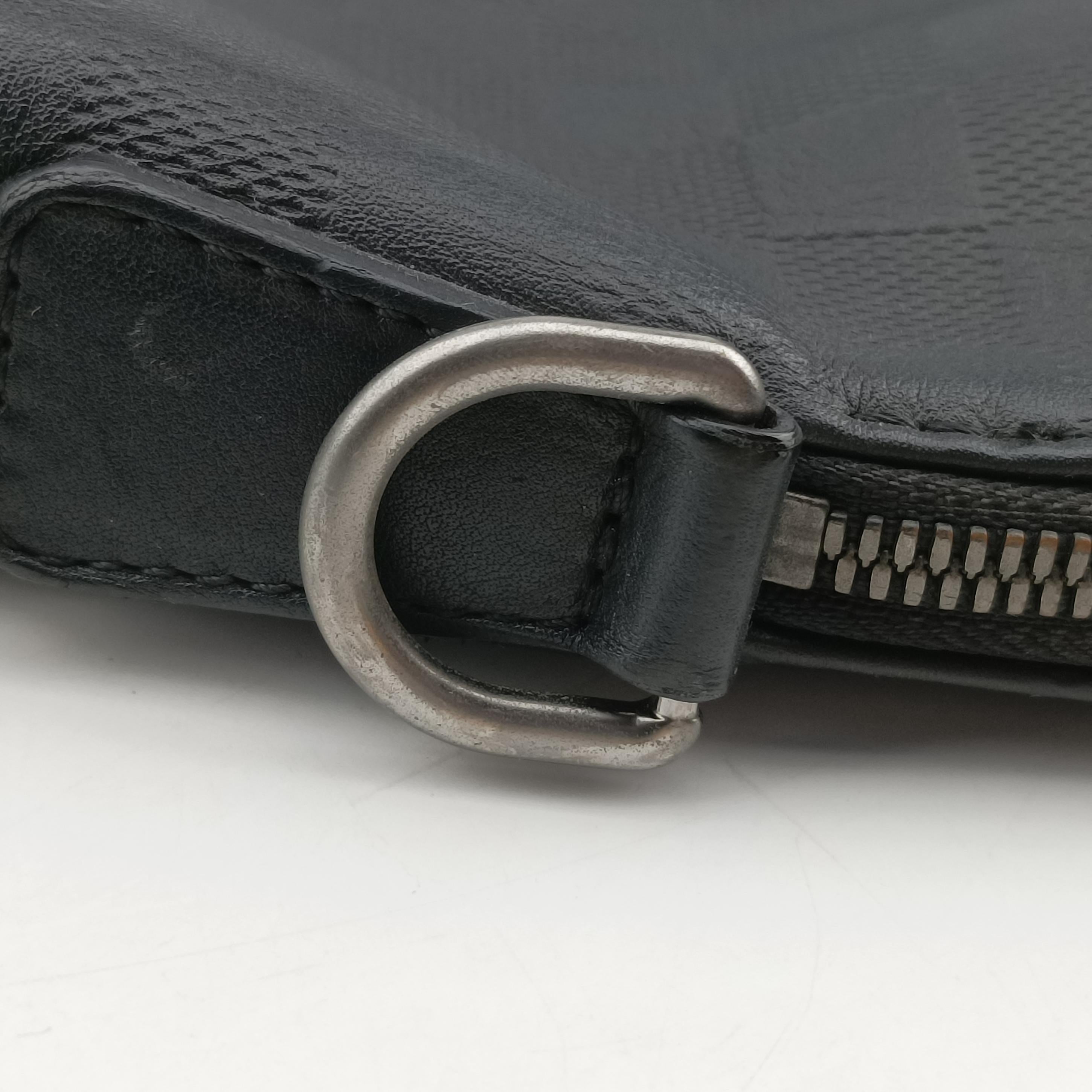 Pre-owned Louis Vuitton Porte Documents Jour Noir Damier Graphite N48224 handbag | stylenewstar