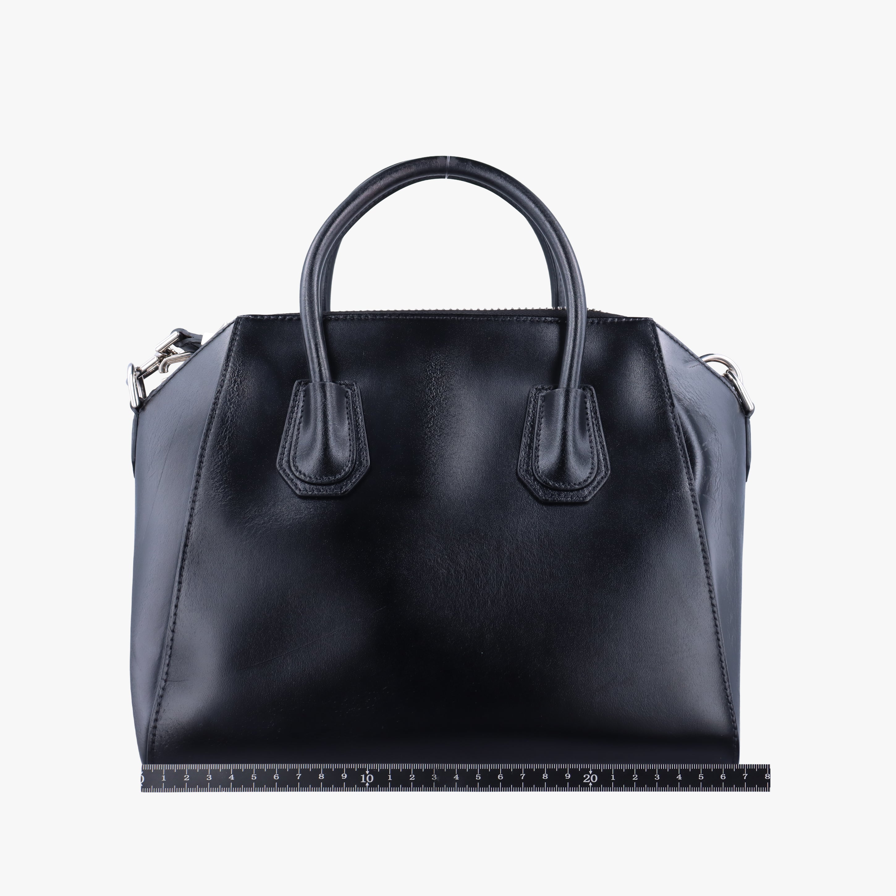 Vintage Givenchy Antigona Black leather  shoulderbag | stylenewstar