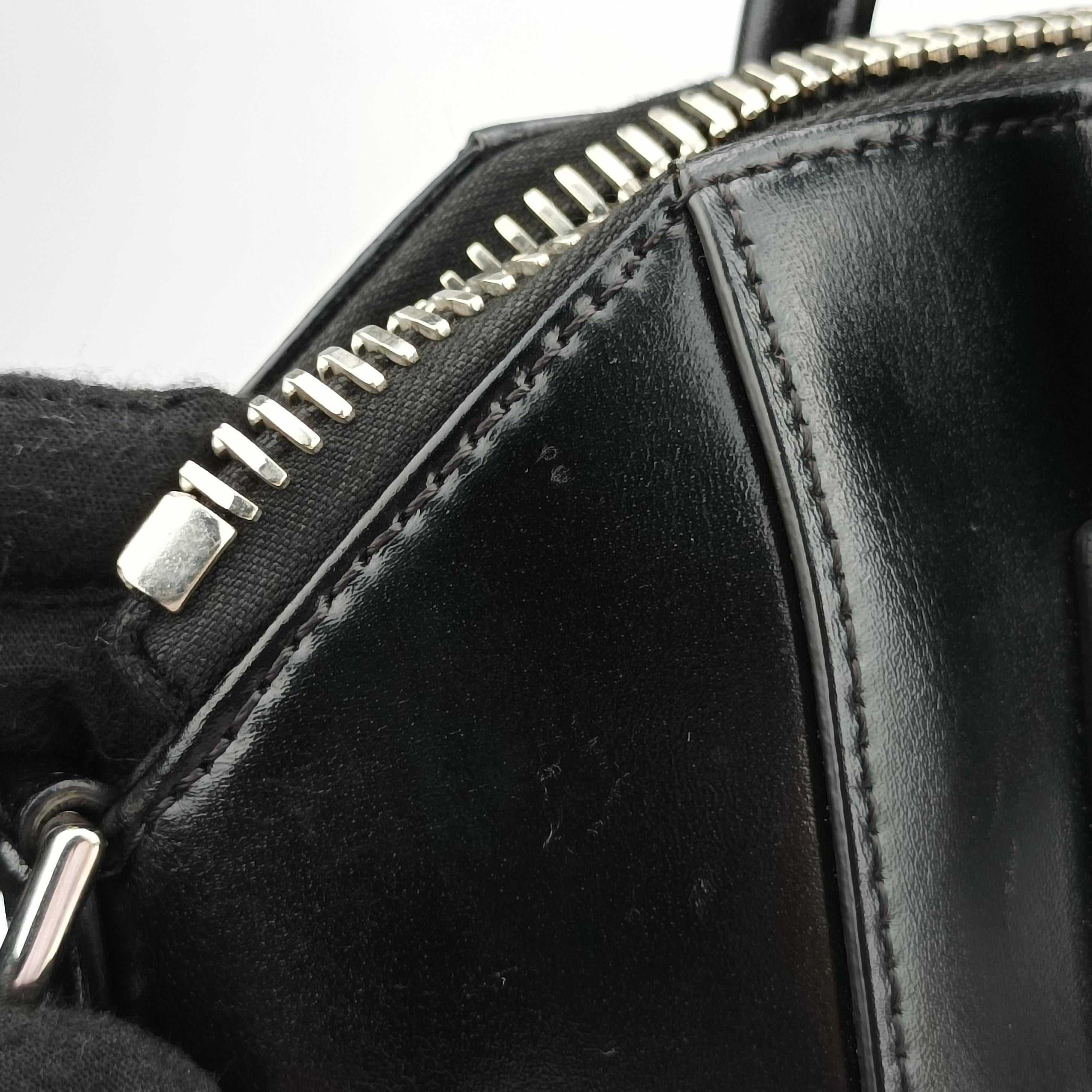 Vintage Givenchy Antigona Black leather  shoulderbag | stylenewstar
