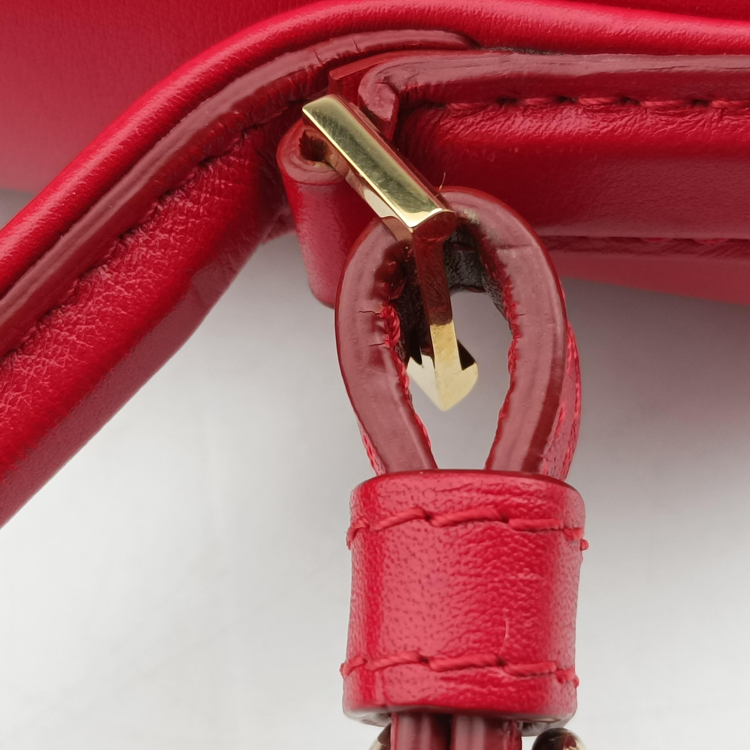 Secondhand Delvaux Tan pete Red Leather  shoulderbag | stylenewstar