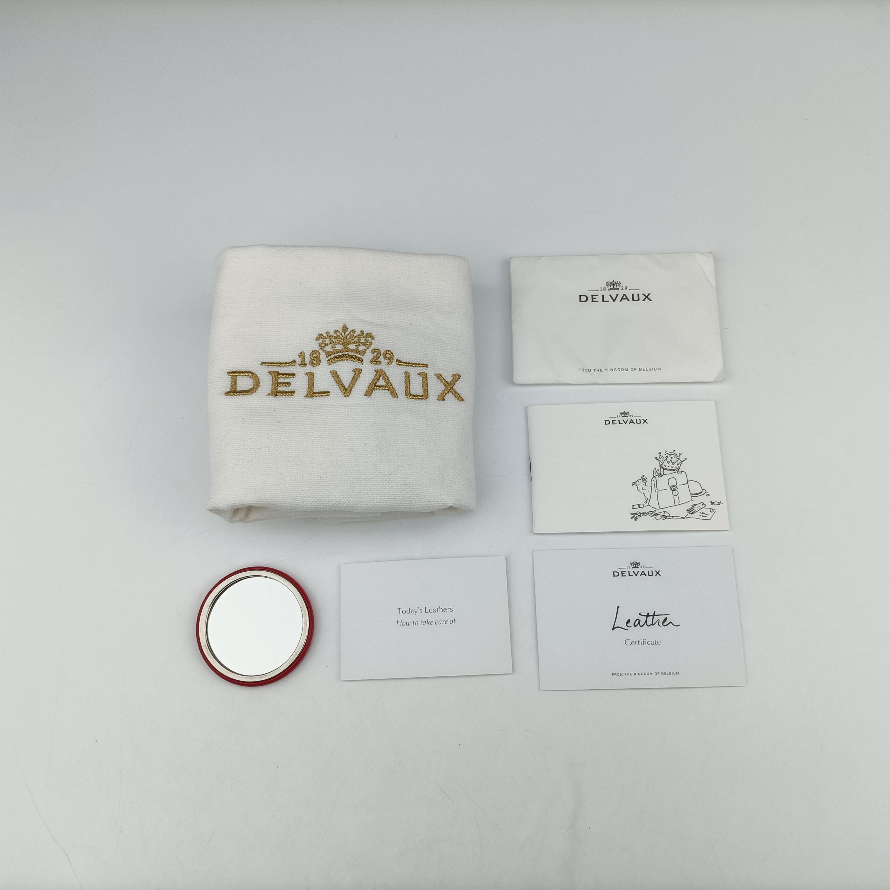 Secondhand Delvaux Tan pete Red Leather  shoulderbag | stylenewstar