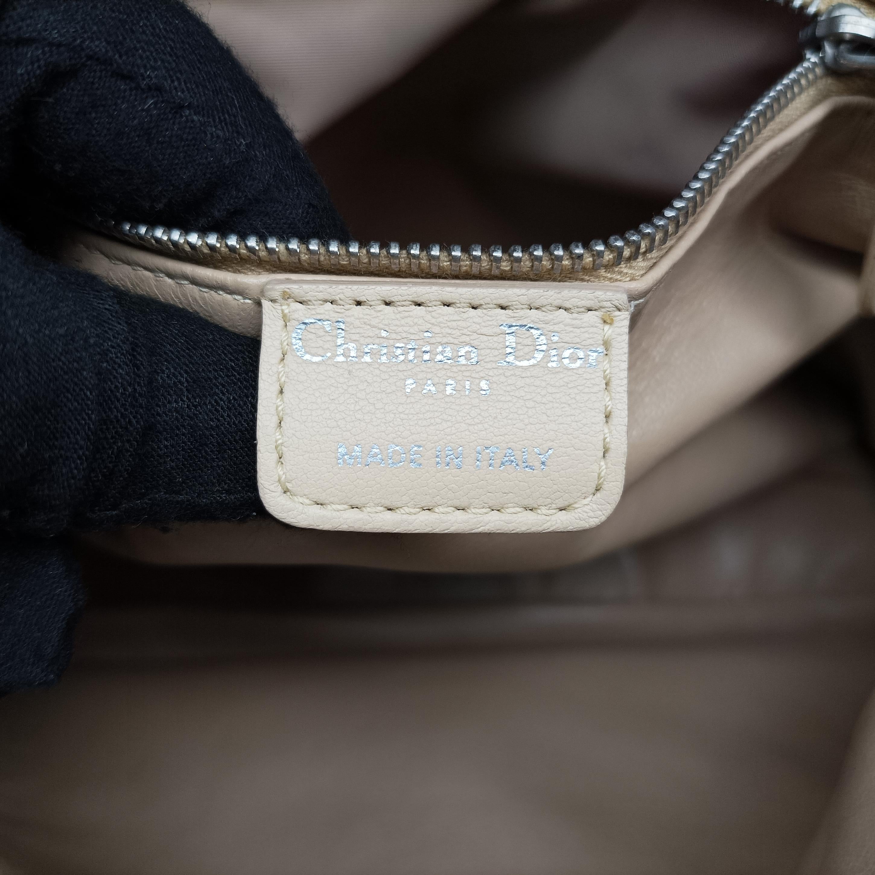 Pre-owned Christian Dior Lady Dior Avenue Tote Beige lambskin  handbag | stylenewstar