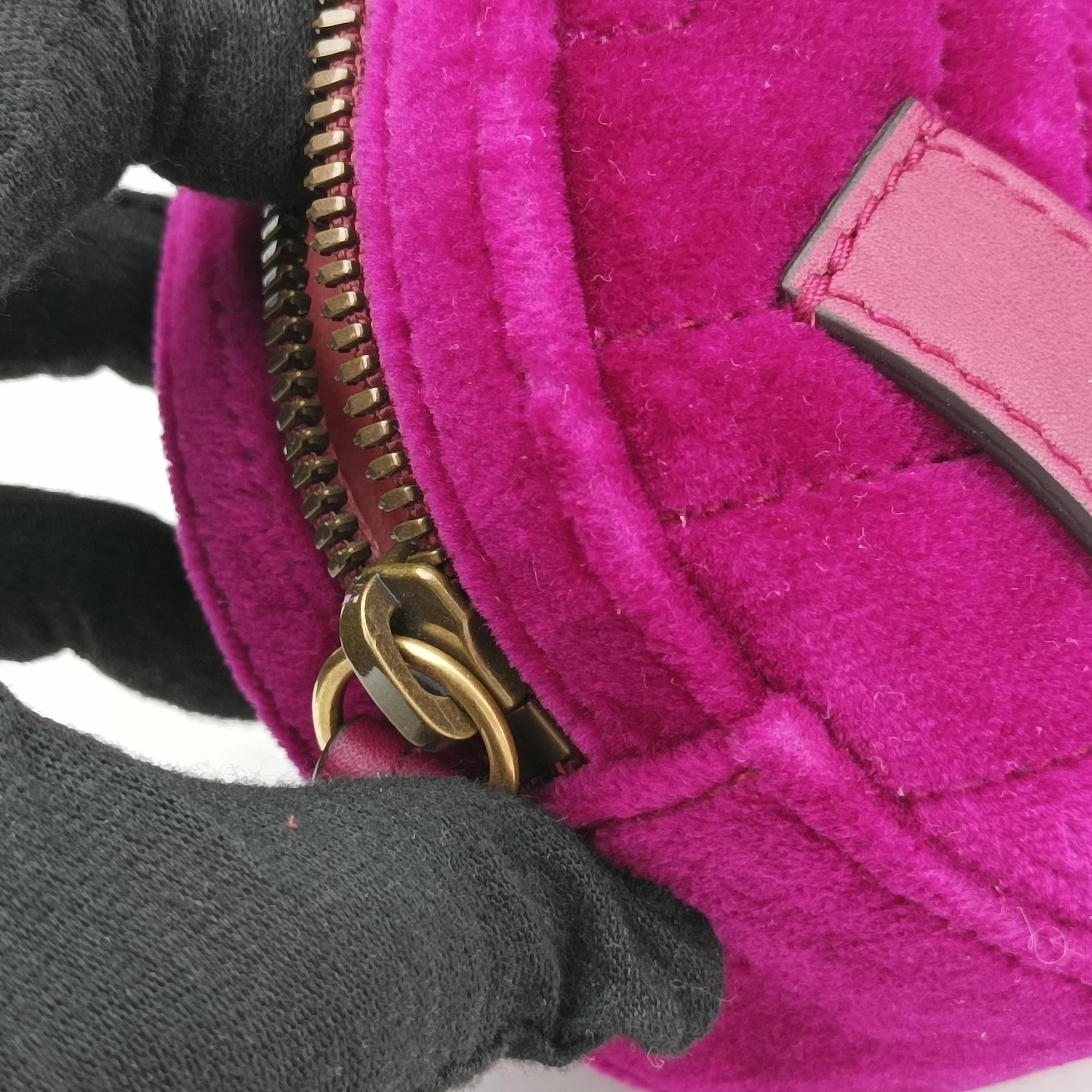 Vintage Gucci GG Marmont Purple velour 476434 bum bag/waist bag | stylenewstar