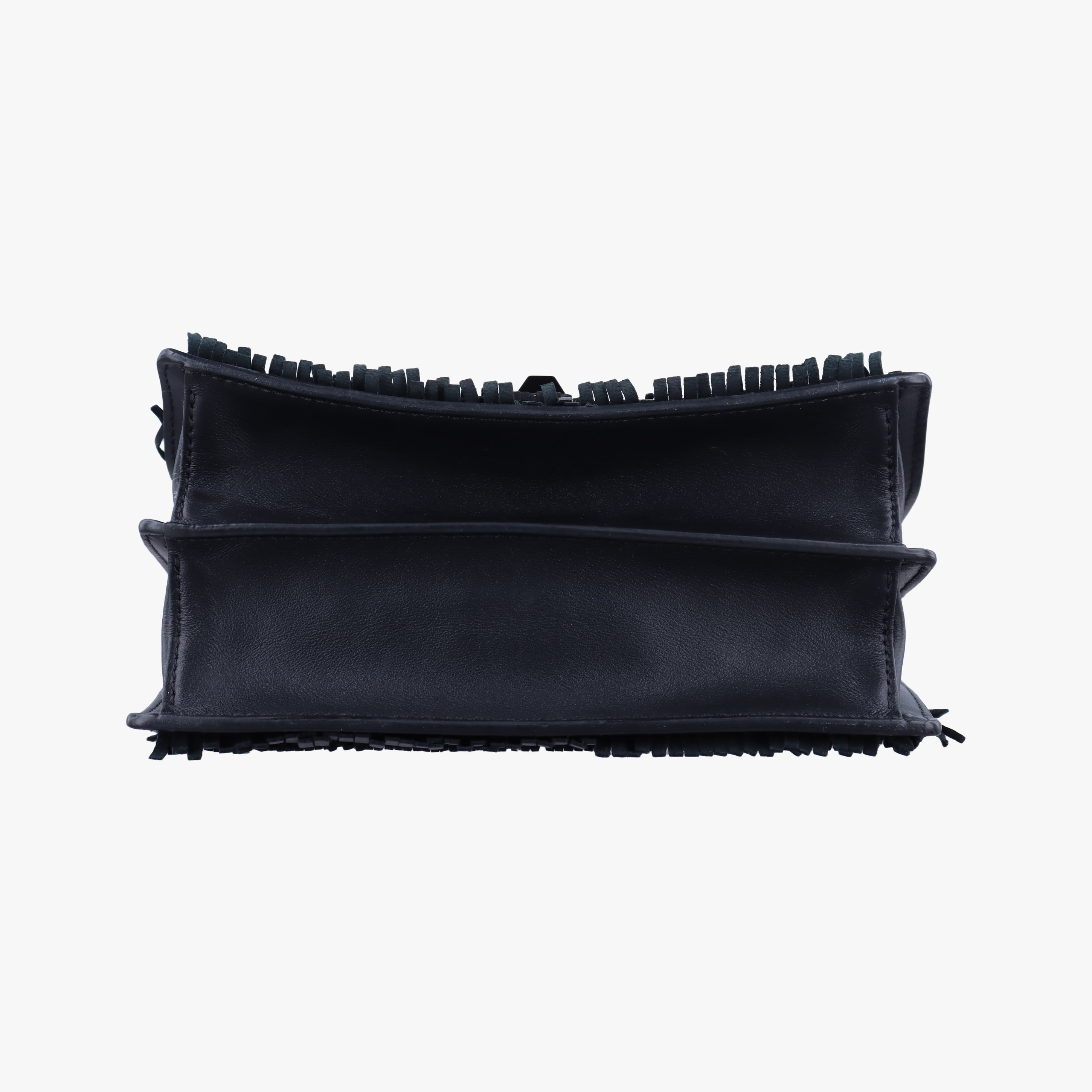 Pre-owned Fendi studded Kan I Black Leather 8M0381 shoulderbag | stylenewstar