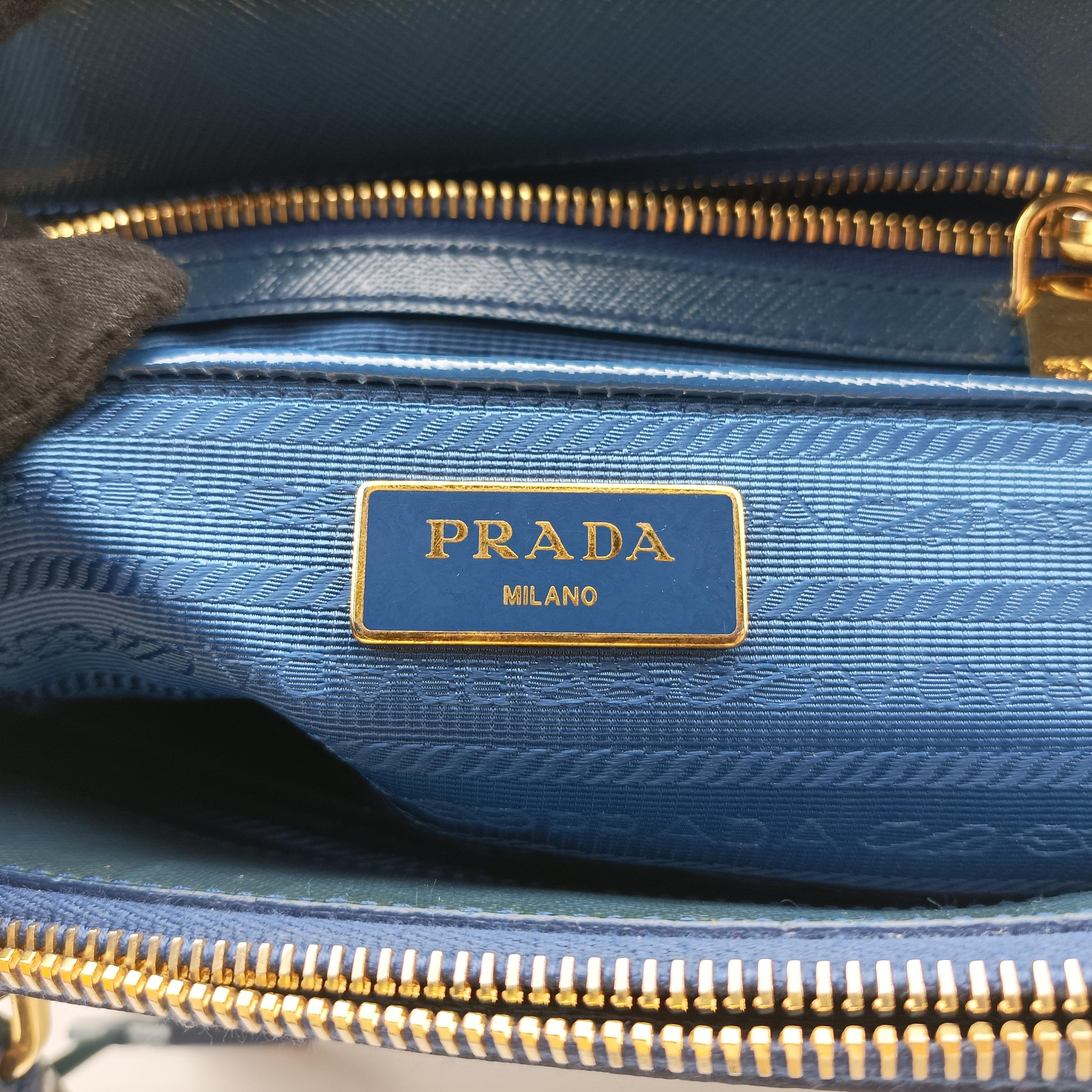 Pre-owned Prada Galleria Navy Patent BN2274 shoulderbag | stylenewstar