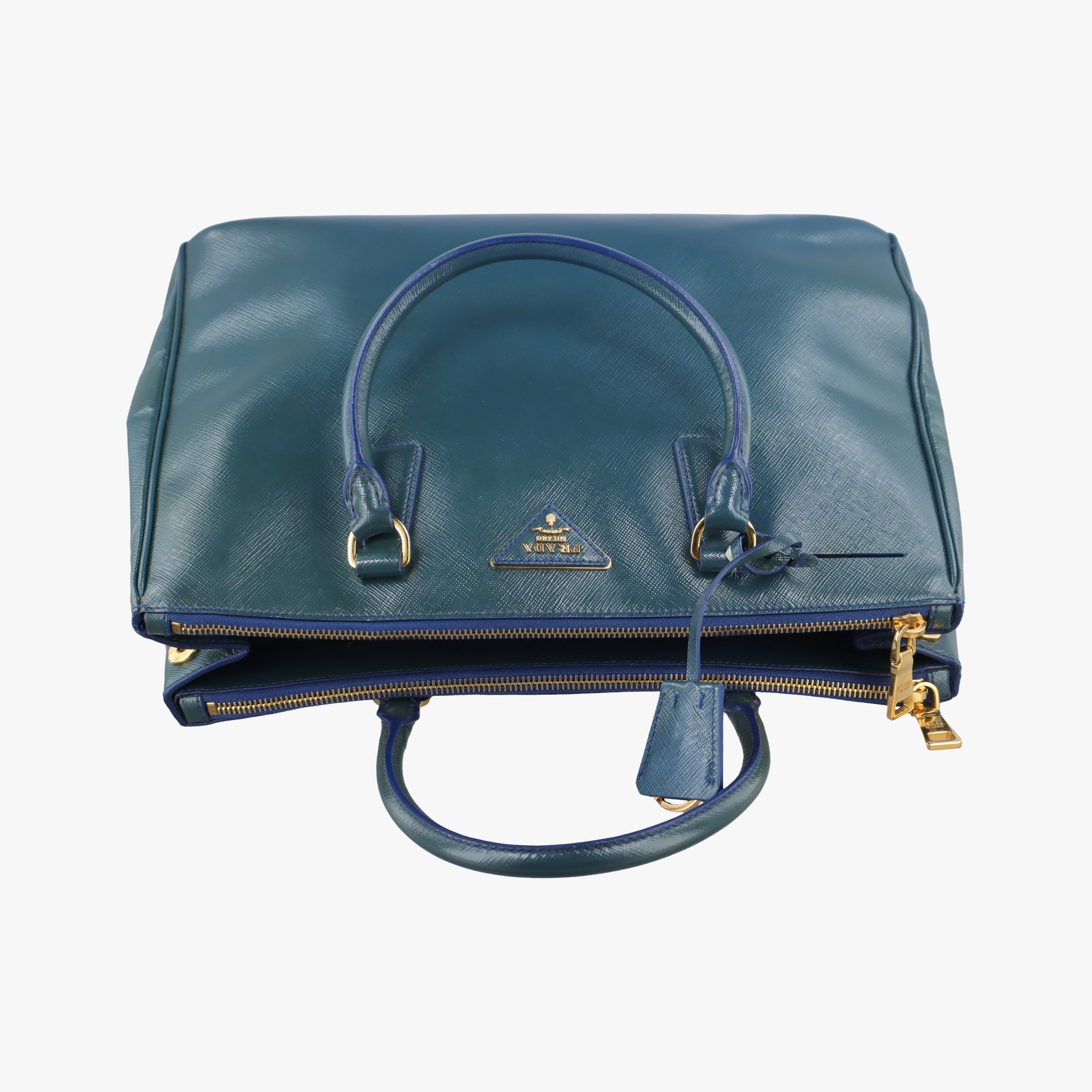 Pre-owned Prada Galleria Navy Patent BN2274 shoulderbag | stylenewstar