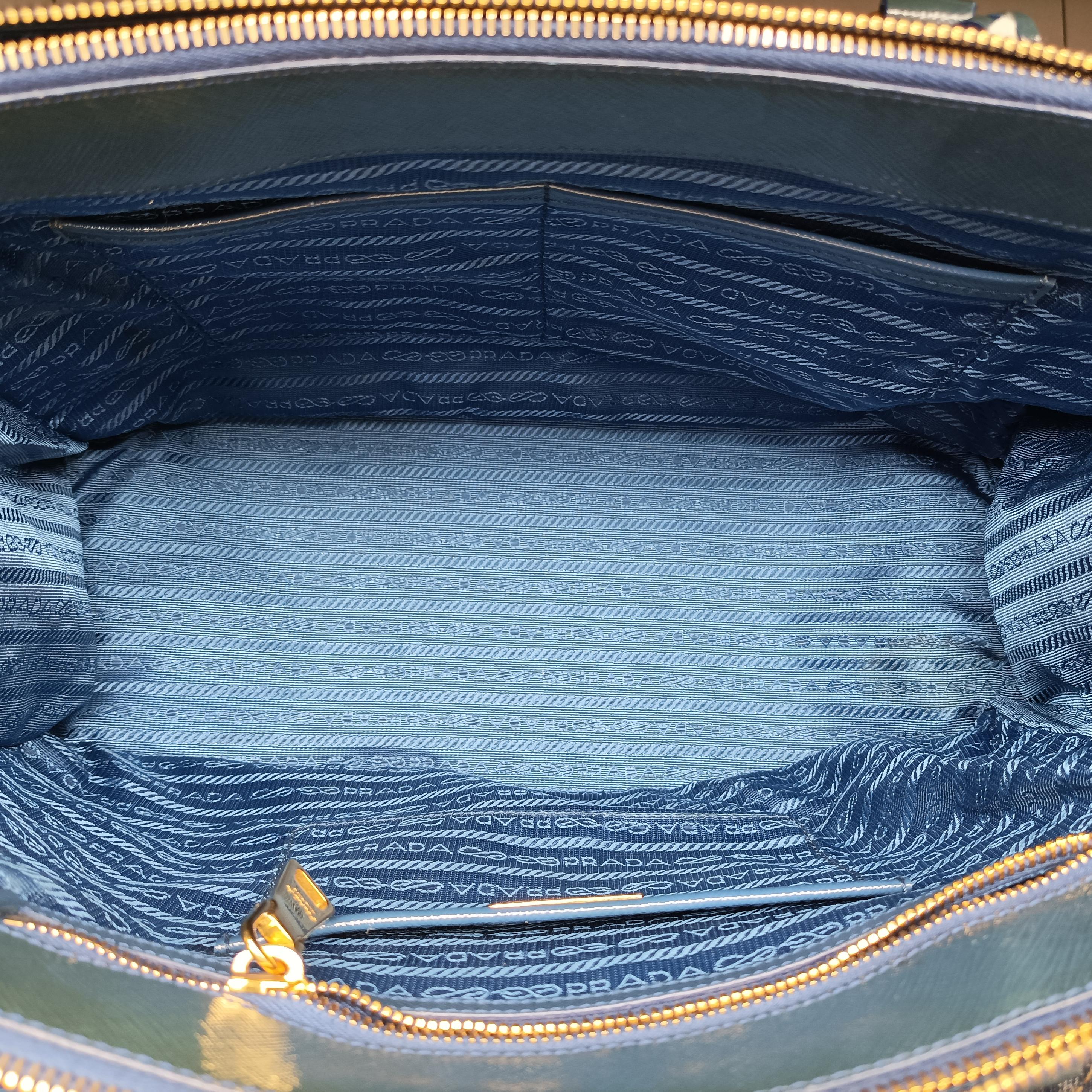Pre-owned Prada Galleria Navy Patent BN2274 shoulderbag | stylenewstar