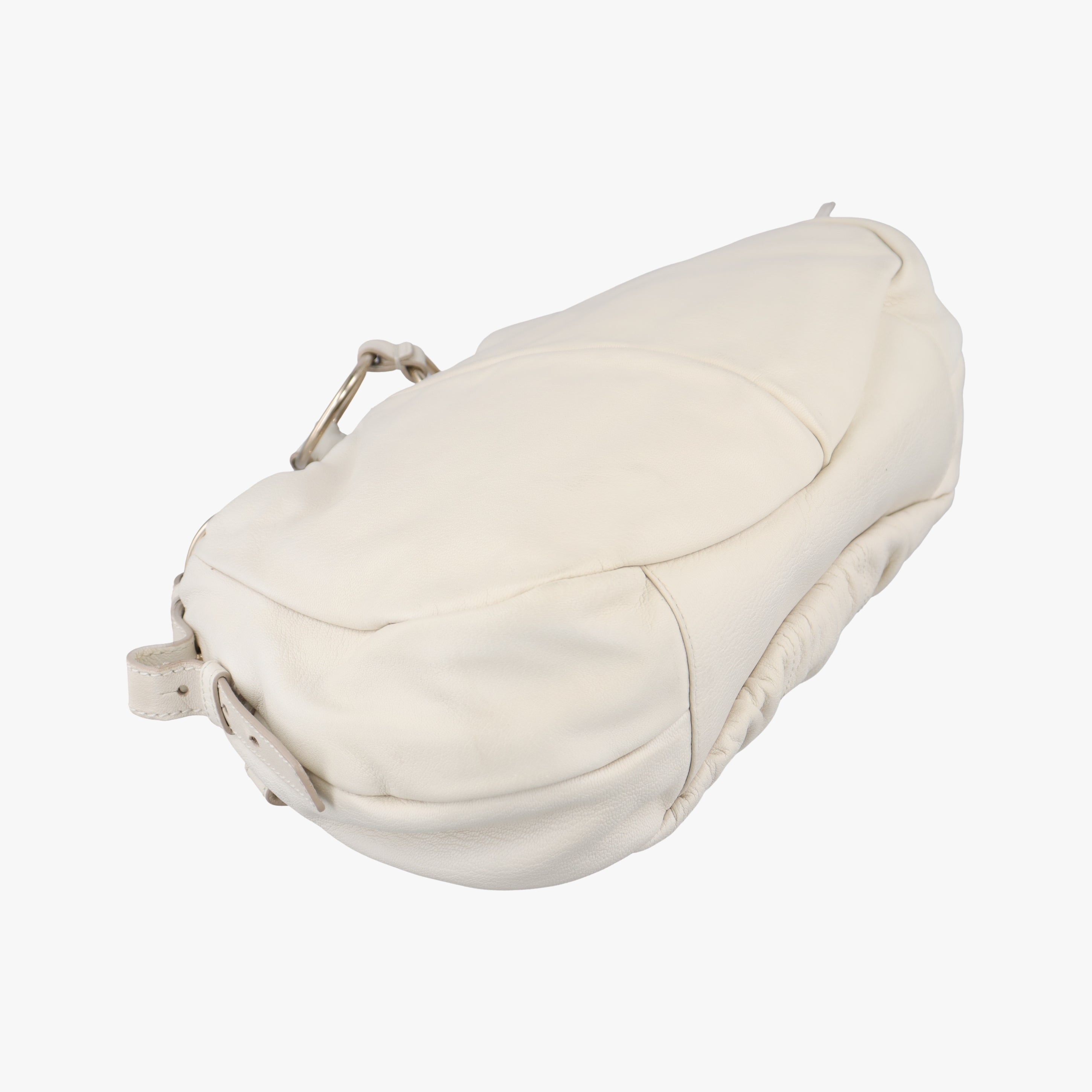 Vintage Yves Saint Laurent Saharienne White Leather 139259 handbag | stylenewstar