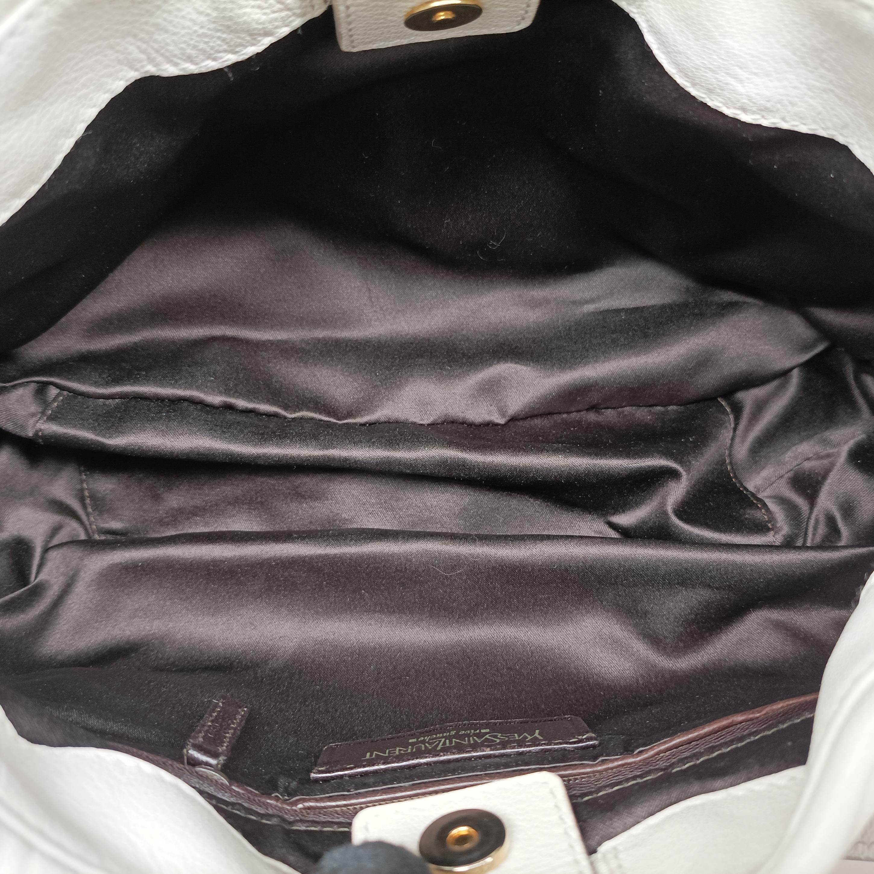 Vintage Yves Saint Laurent Saharienne White Leather 139259 handbag | stylenewstar
