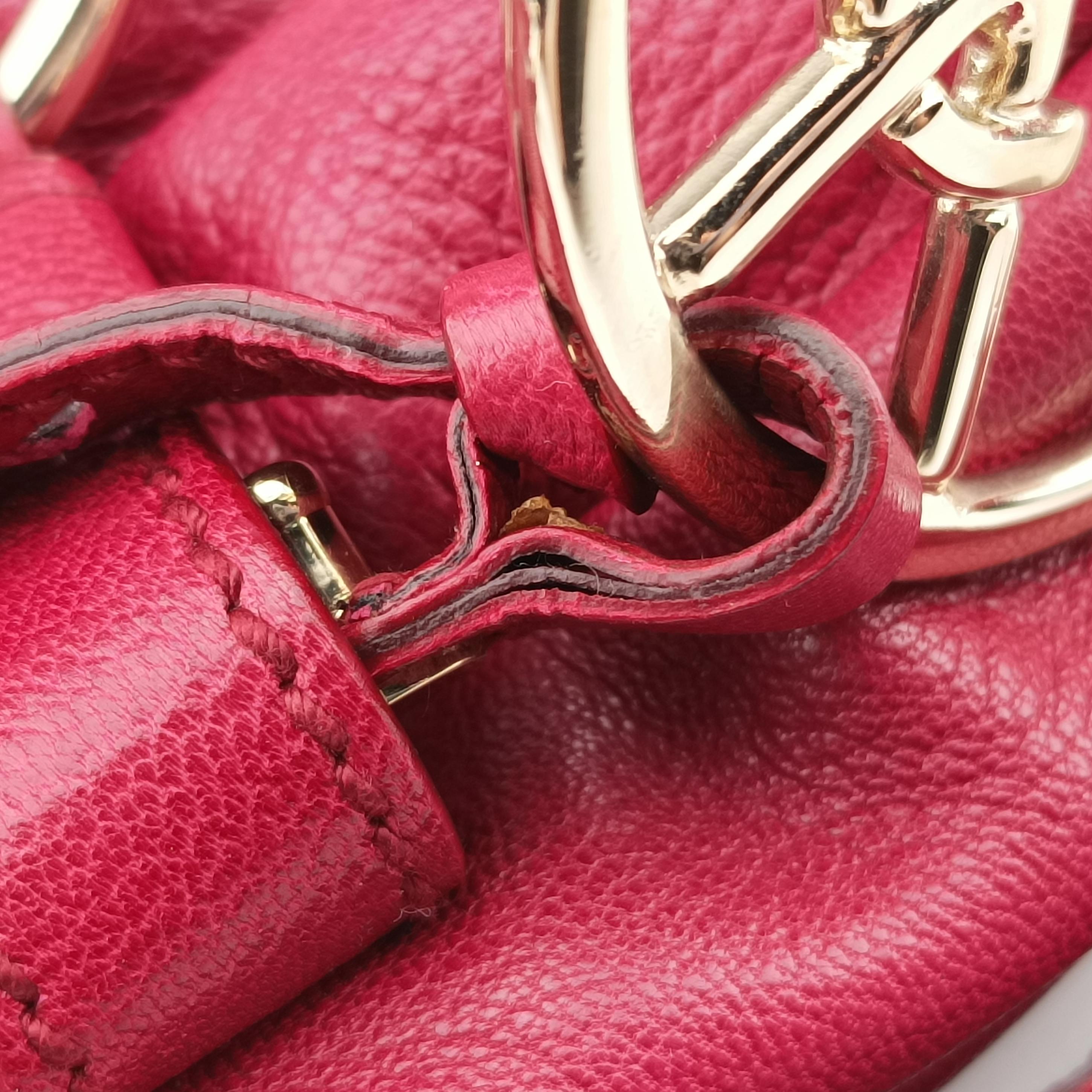 Pre-owned Yves Saint Laurent Saharienne Red Leather 139263 handbag | stylenewstar