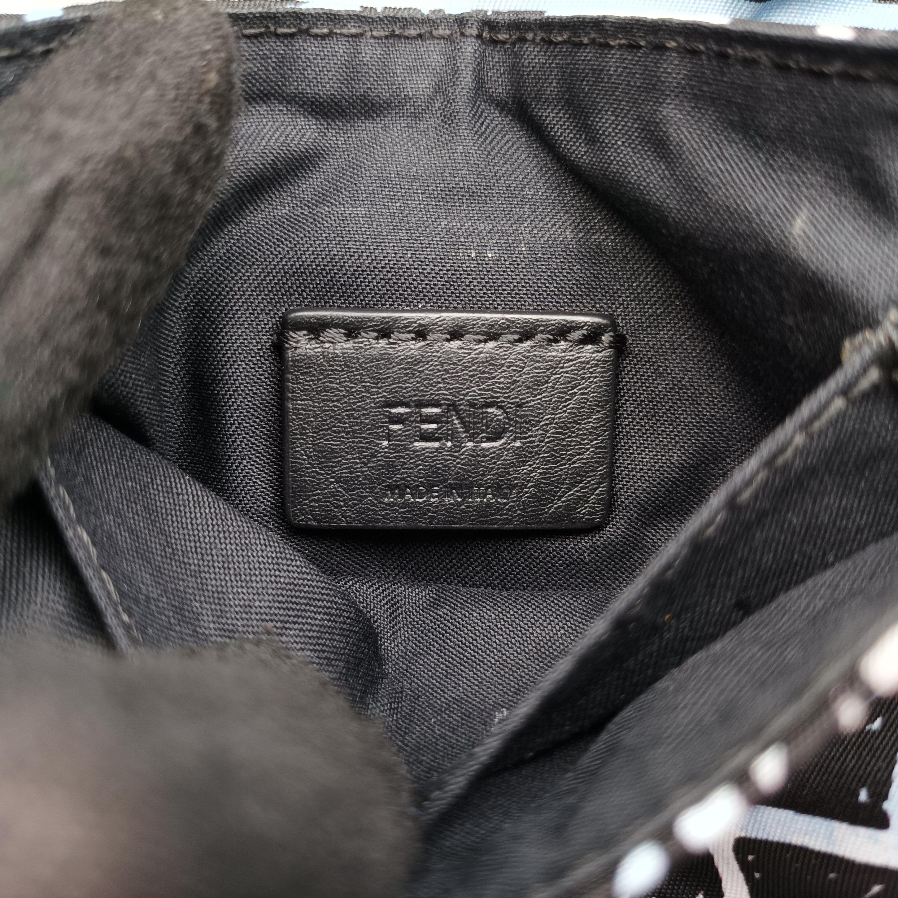 Pre-owned Fendi Mamma Bucket Black×Multicolour Nylon 8BR784 shoulderbag | stylenewstar