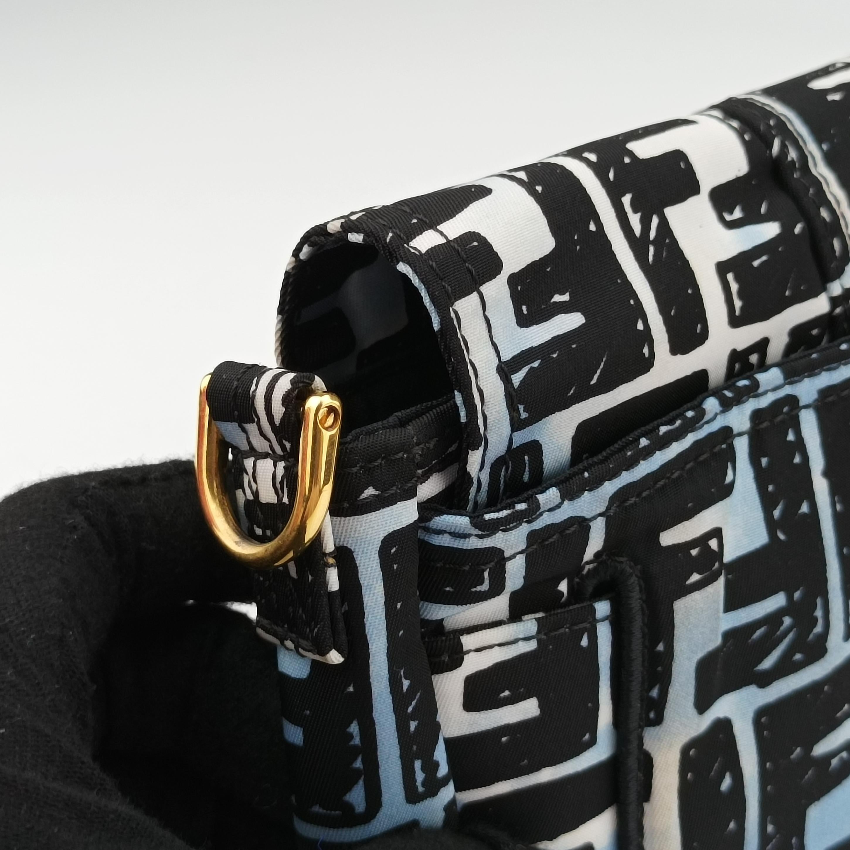 Pre-owned Fendi Mamma Bucket Black×Multicolour Nylon 8BR784 shoulderbag | stylenewstar