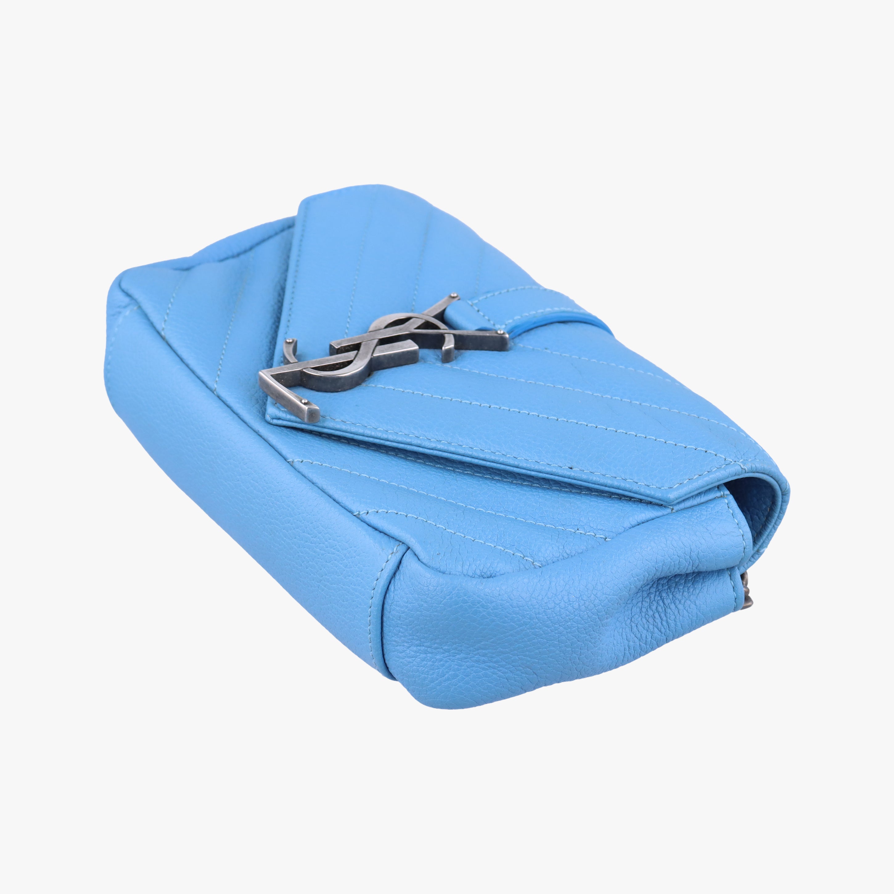 Pre-owned Yves Saint Laurent Baby Chai Blue Leather 399289 shoulderbag | stylenewstar