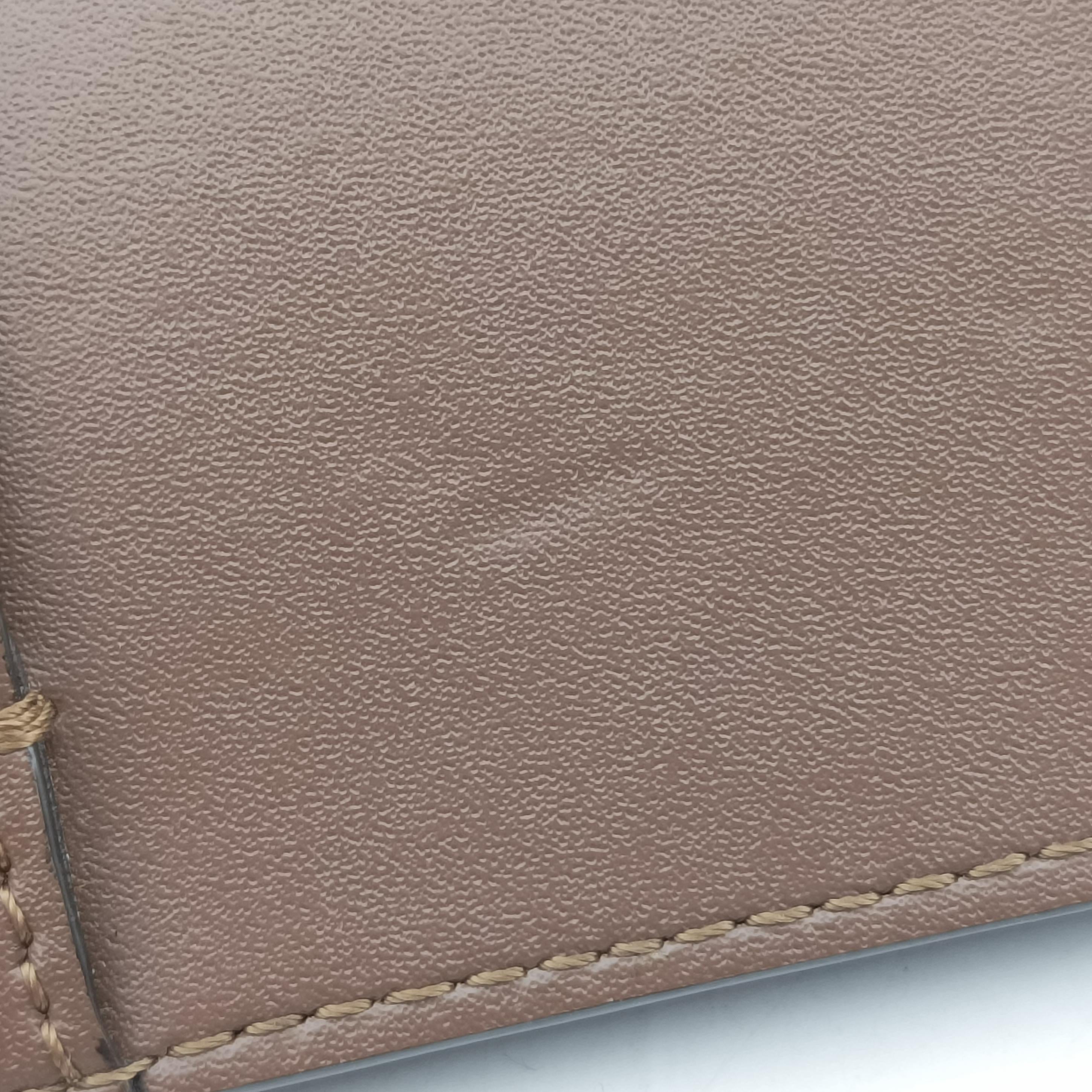 Pre-owned Fendi F is smartphone pouch Brown Leather 8M0443 shoulderbag | stylenewstar
